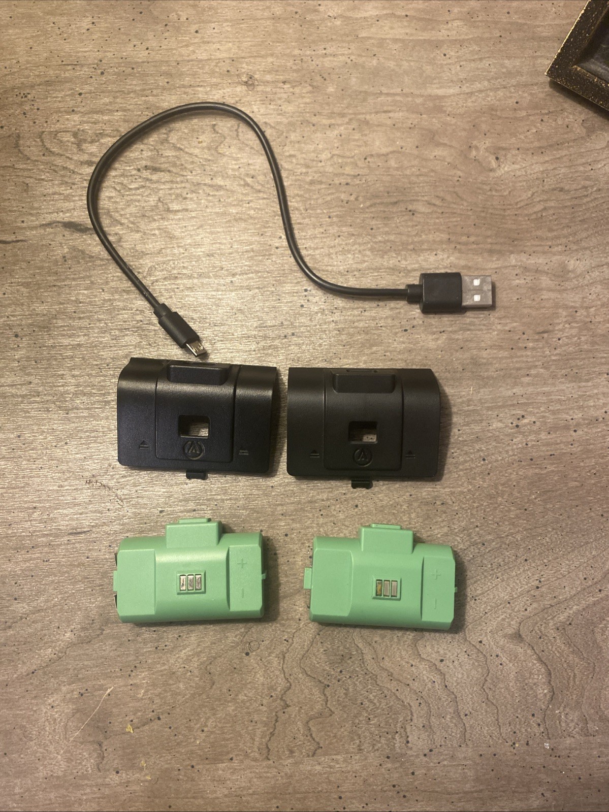 LOT OF 2 Power A Xbox One Replacement Rechargeable Green Battery With Charger