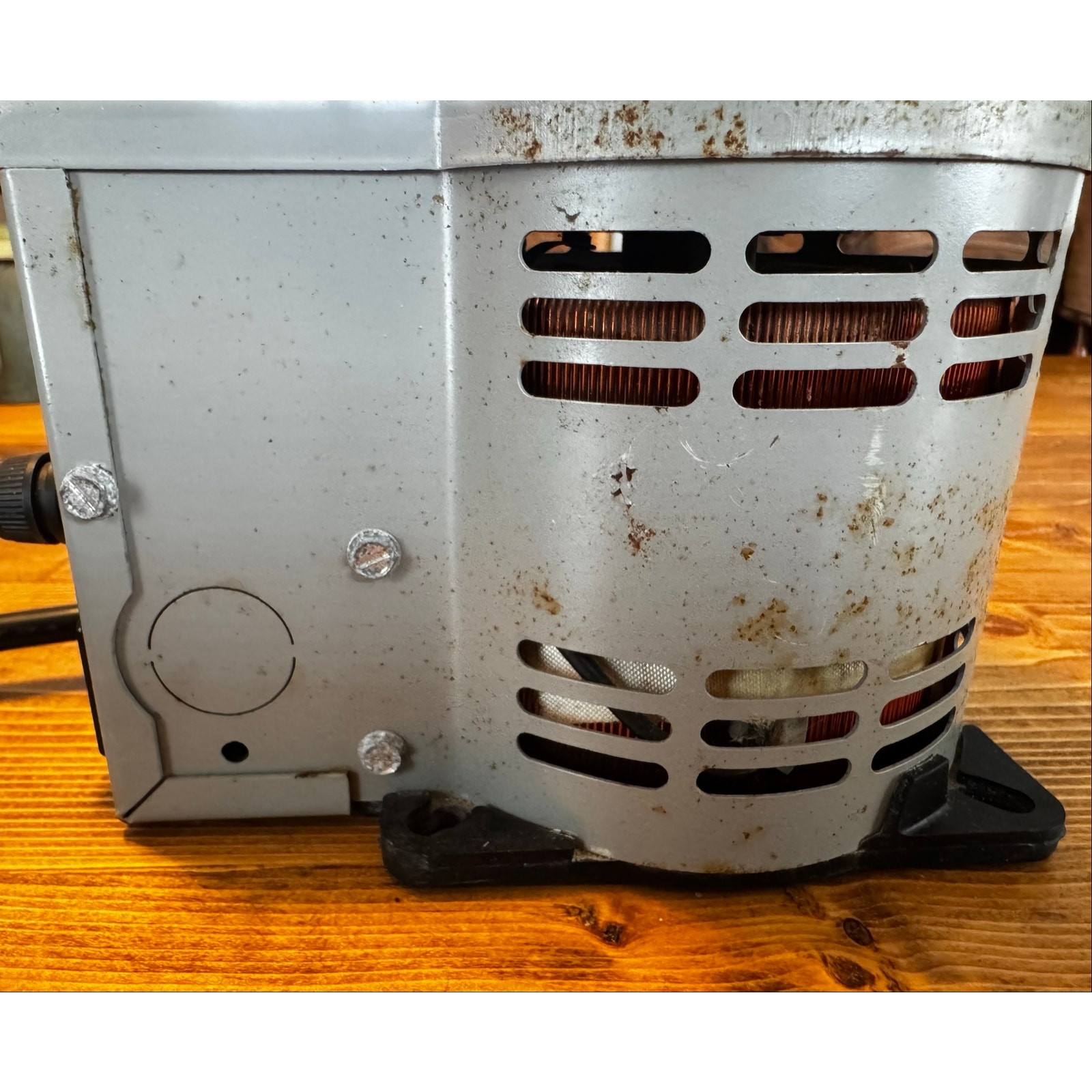 Vintage Staco Energy Model 3PN1010B Variable Autotransformer