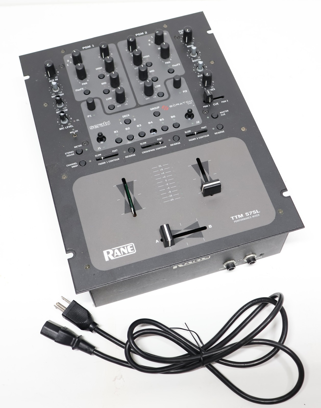 Rane TTM57SL Serato 2 Channel Scratch DJ Mixer w Power Cord Tested Working