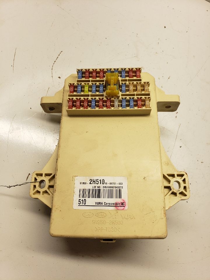 Used Fuse Box Cabin fits: 2010 Hyundai Elantra  Grade A