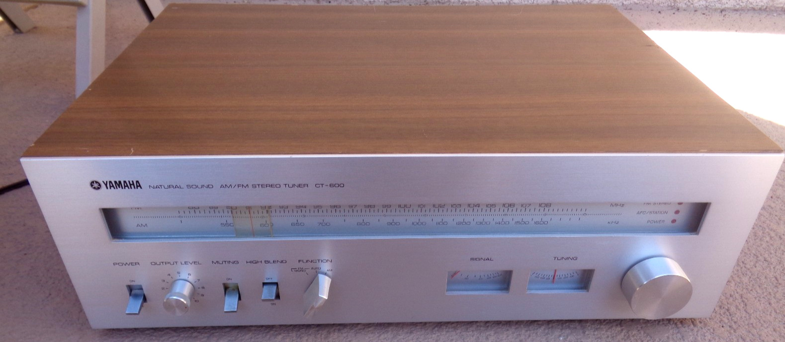 YAMAHA CT-600 AM/FM STEREO TUNER TESTED WORKING 70S MADE IN JAPAN