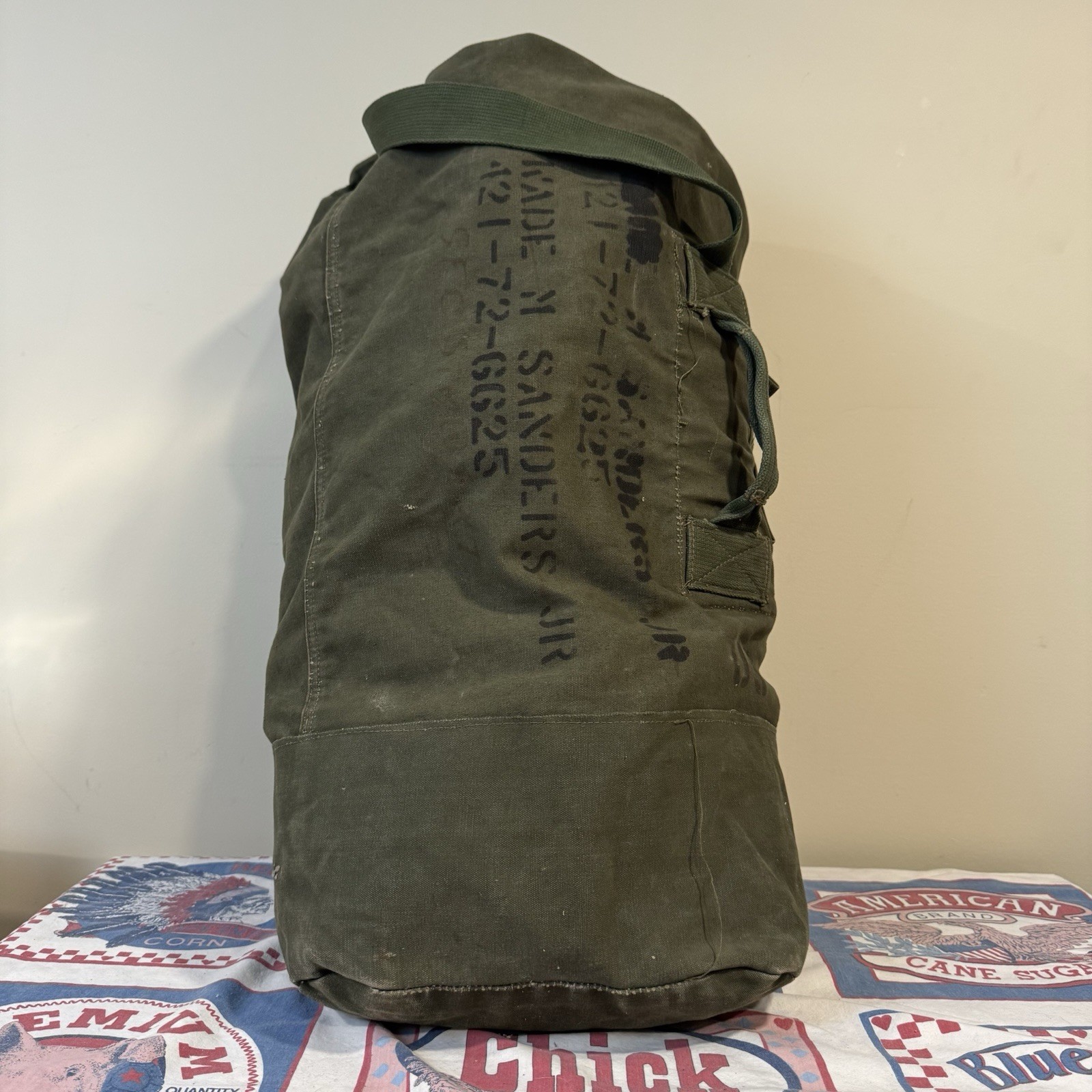 Vintage Military Issue Olive Green Duffel Bag Heavy Duck Canvas Army Vietnam