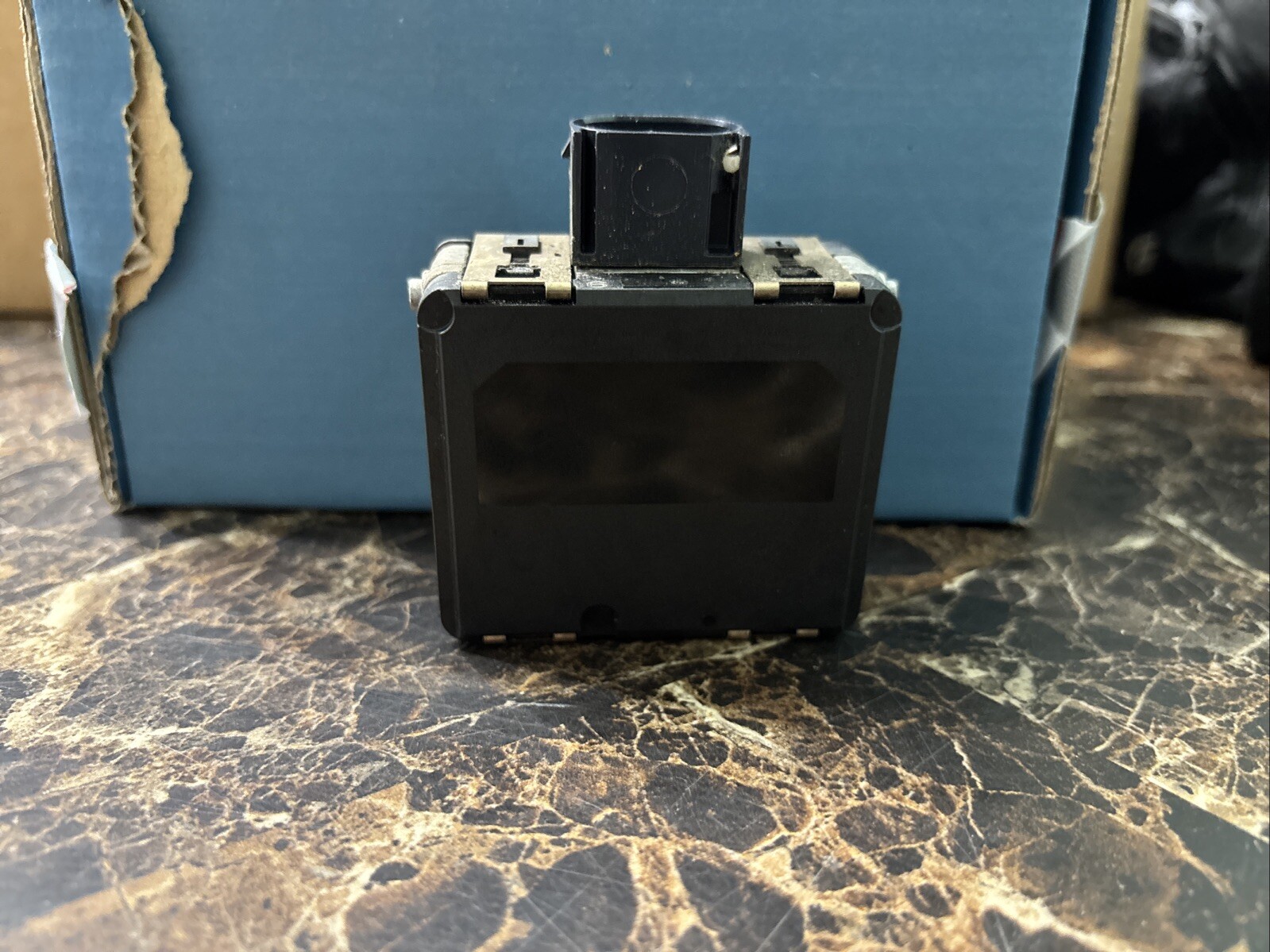 2020 2021 2022 2023 Mercedes GLC300 C300 Cruise Control Sensor OEM Front Module