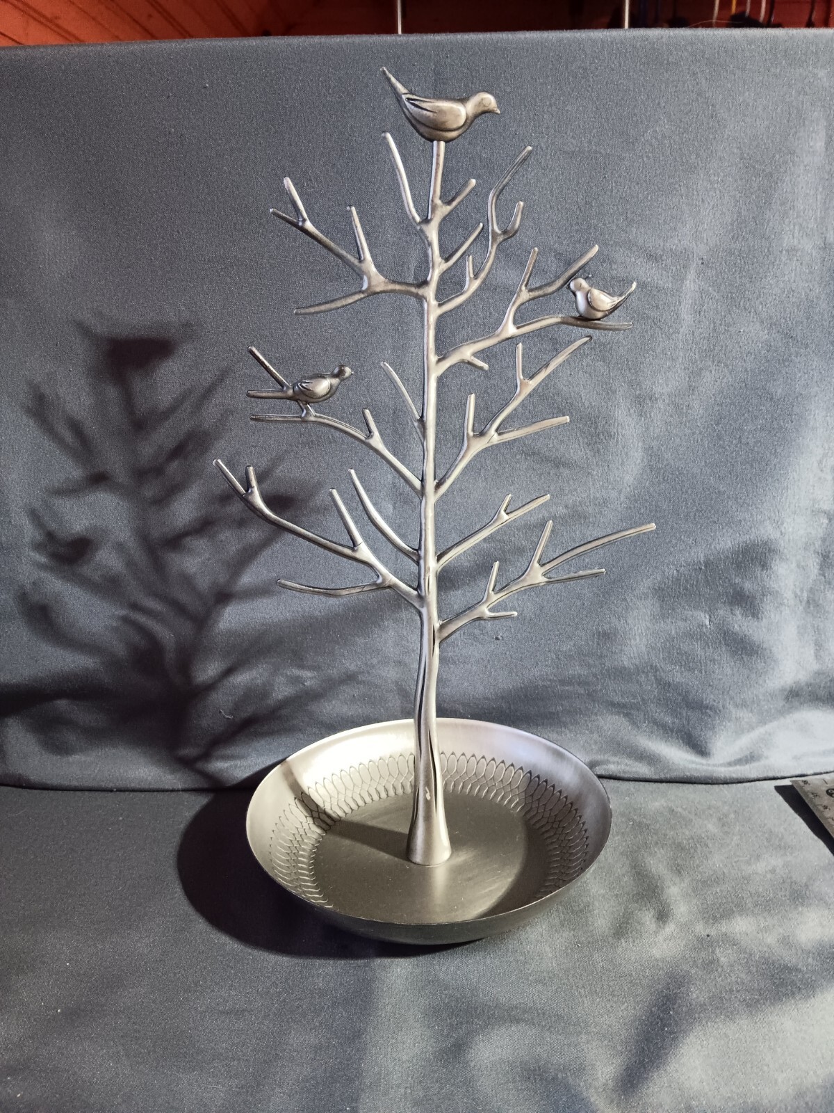 Metal Tree Bird Sculpture Jewelry Stand