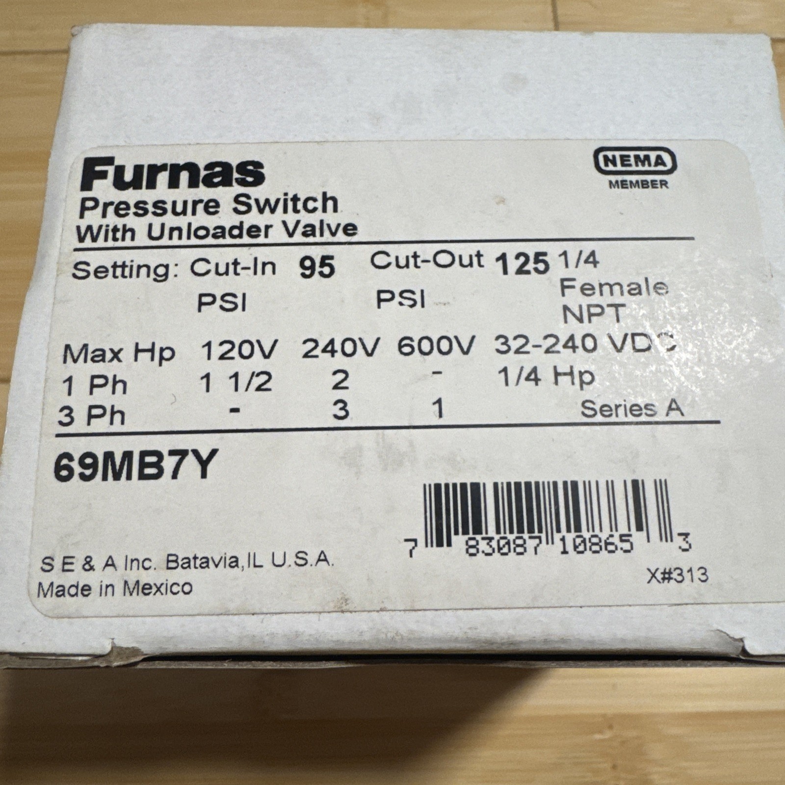 Furnas Pressure Switch 69MB7Y w/Unloader Valve 95-125 Original New in Box