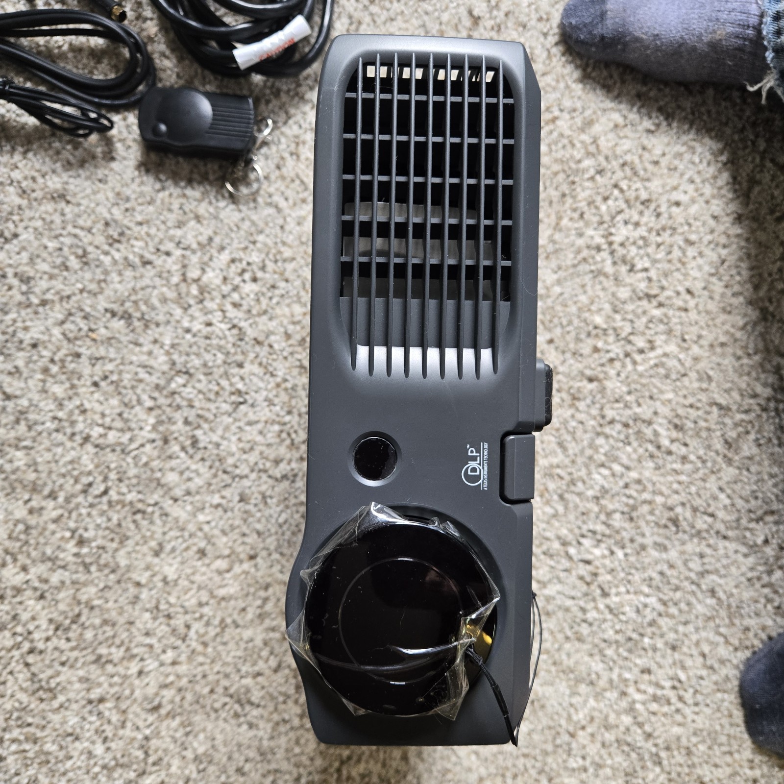 Optoma Projector EP-739 with Case Manual & Cords