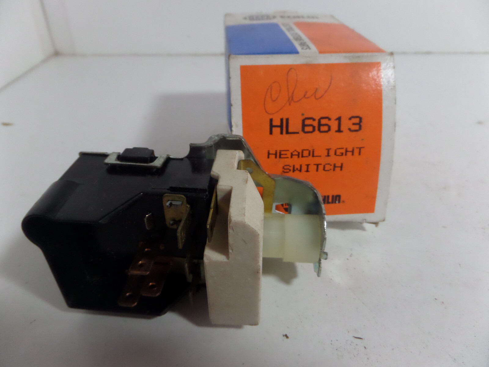 NAPA echlin head light switch HL6613 NOS