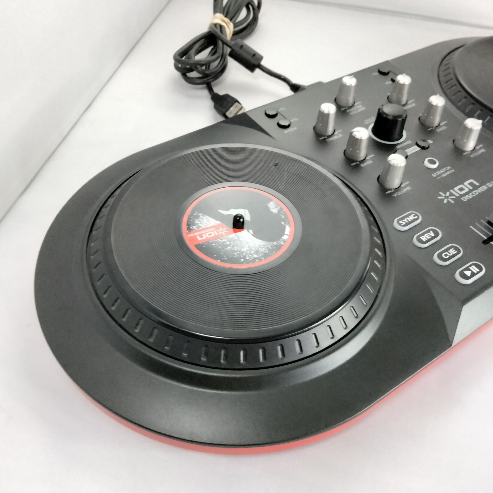 Ion Discover DJ System Dual Turntable Scratch MP3s USB Double Deck Controller