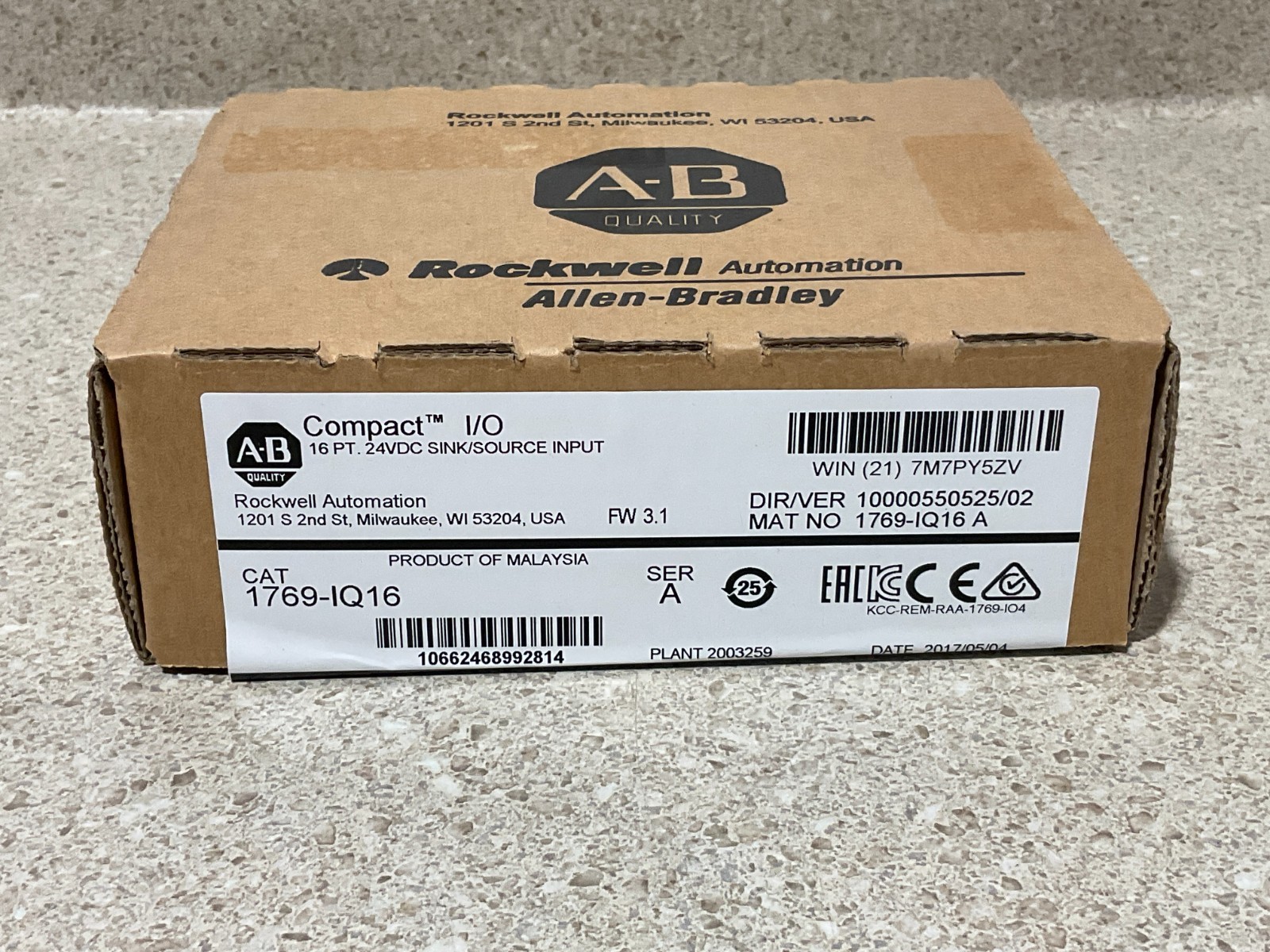 Allen Bradley 1769-1Q16 NEW