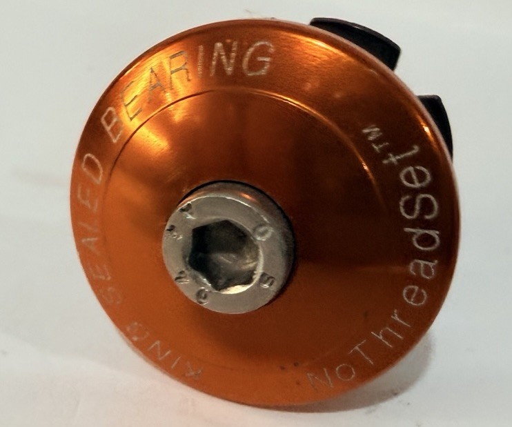 Chris King NoThread HeadSet Top Cap Bolt NylonRing 1 1/8 Star Nut Mango