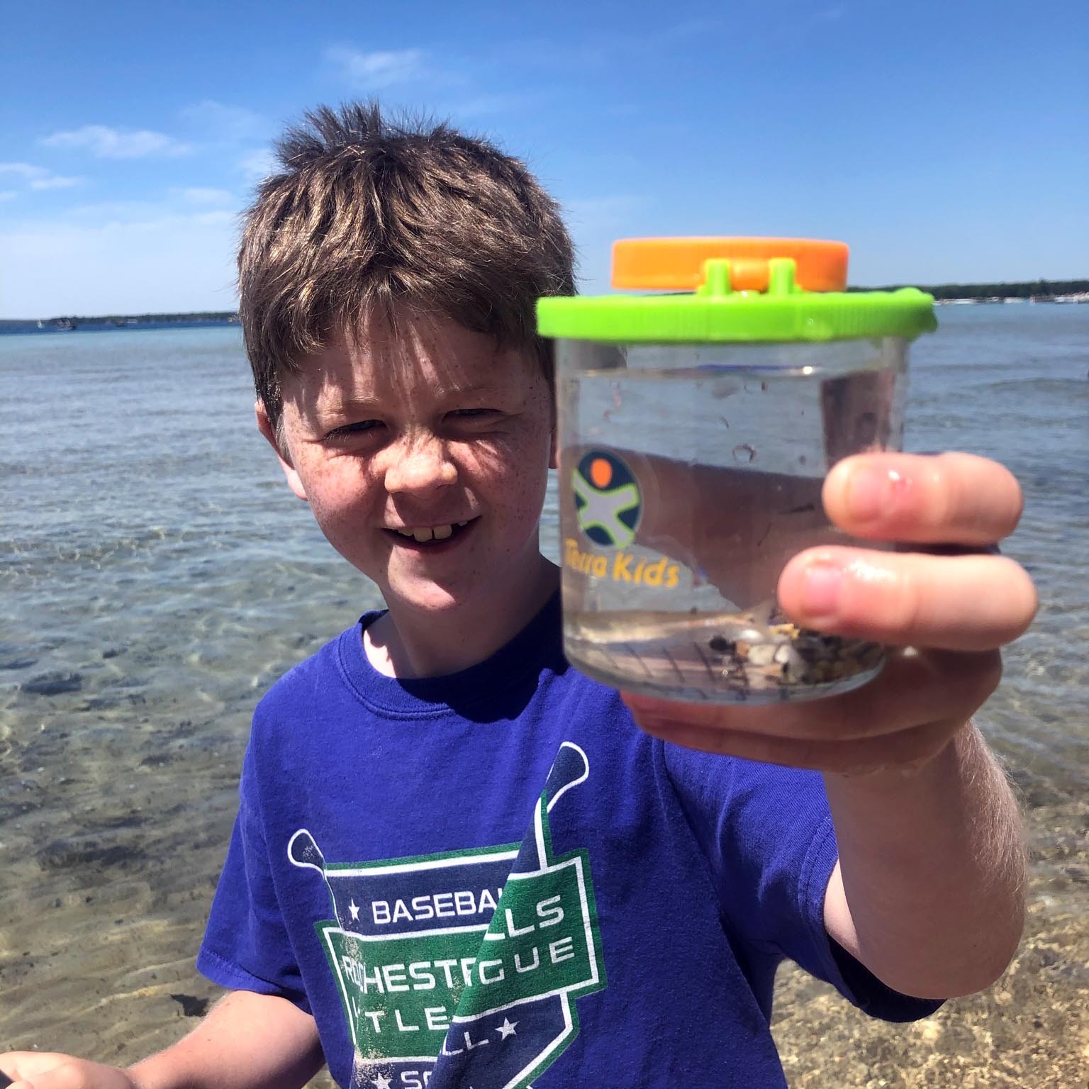 HABA Terra Kids Beaker Magnifier