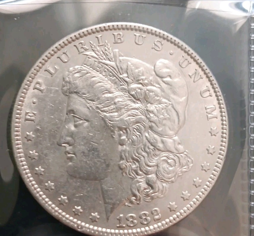 1882 MORGAN , PHILADELPHIA SILVER DOLLAR