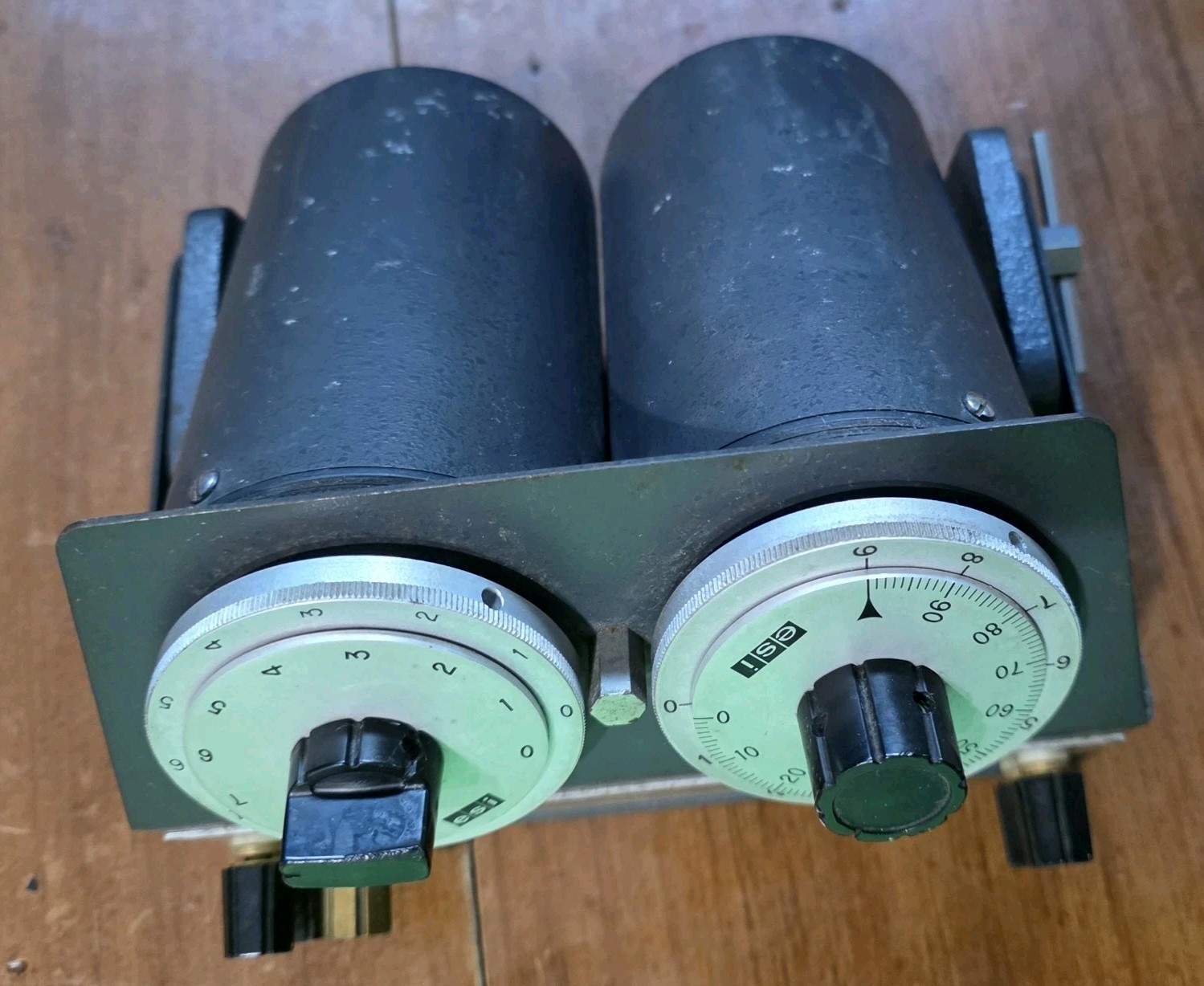 ESI Electro Scientific DV411 Dekavider (100K OHM)