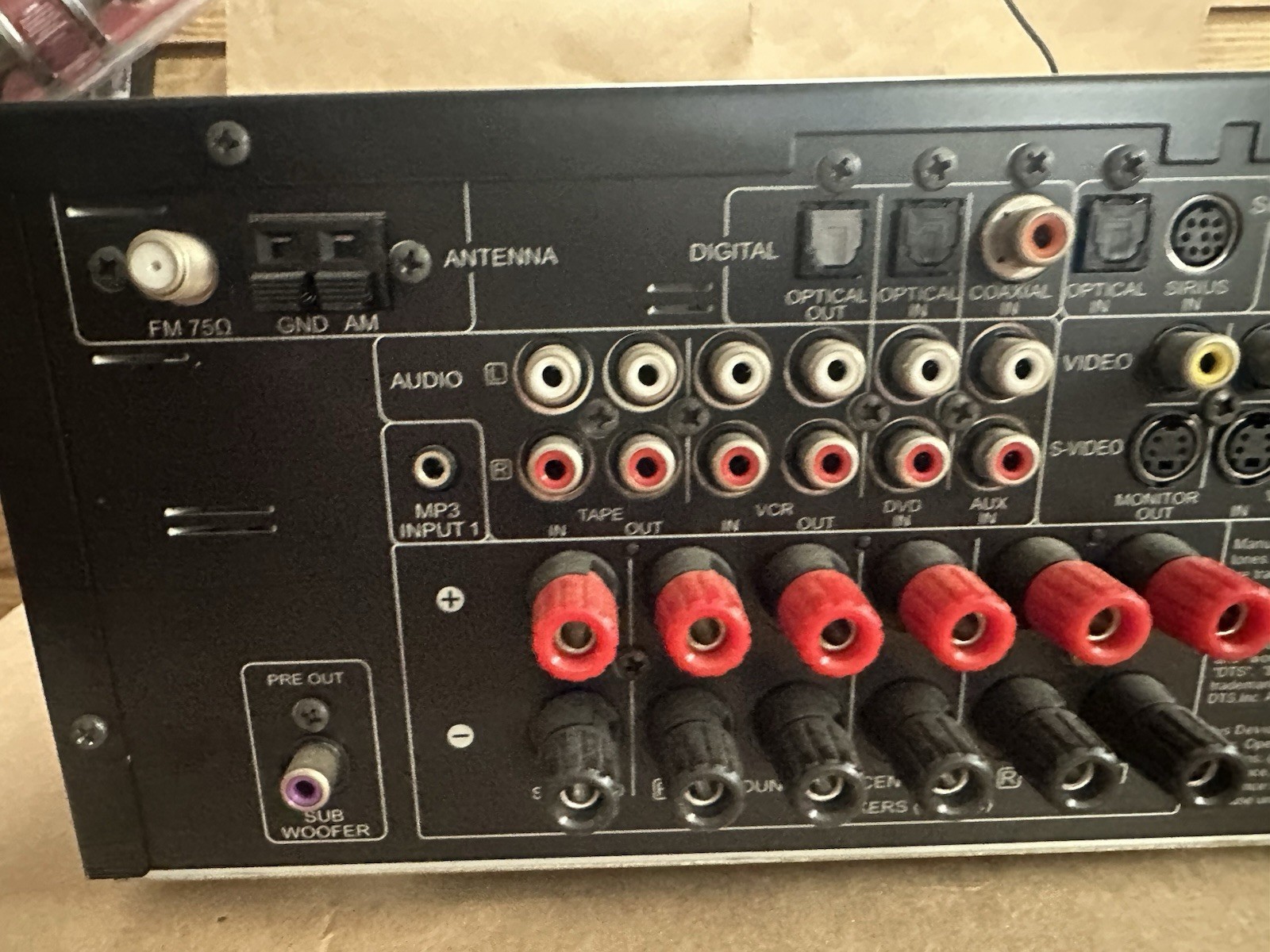 Accurian 6.1 Channel Audio Video Surround Receiver Model 31-5048 (RadioShack)