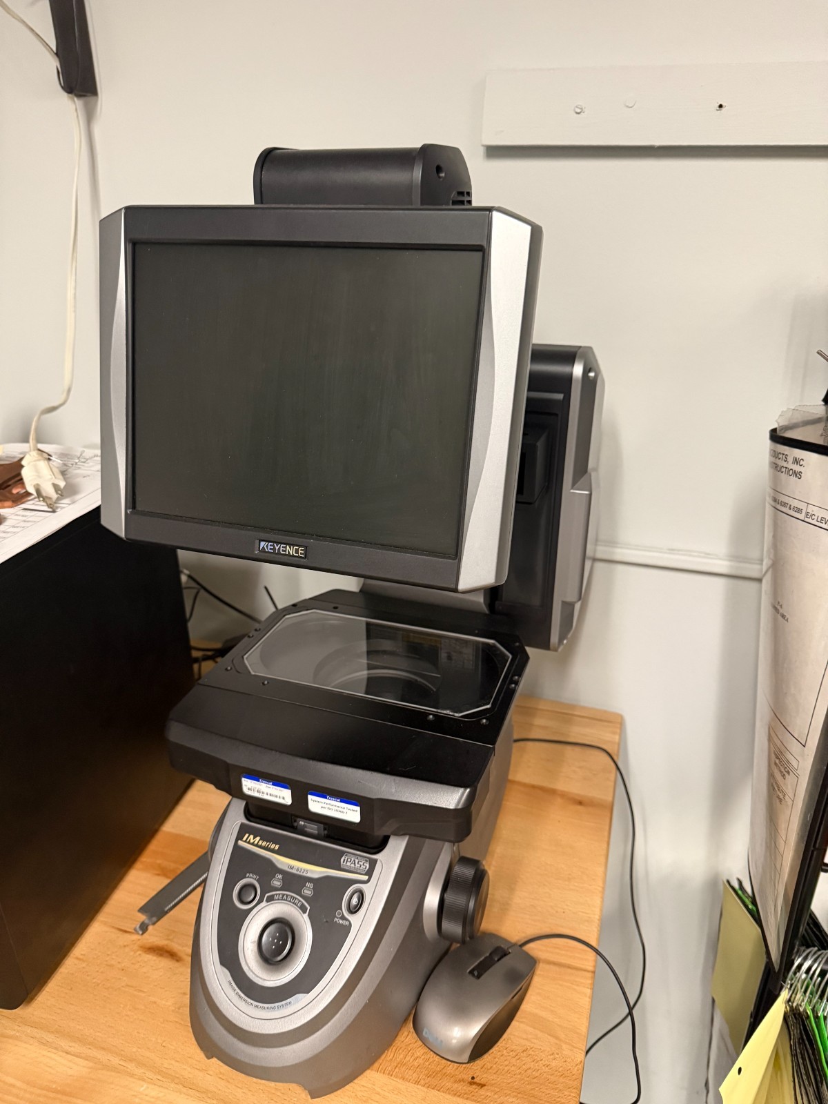 2014 KEYENCE Image Dimensioning Machine IM-6225 with Controller IM-6700