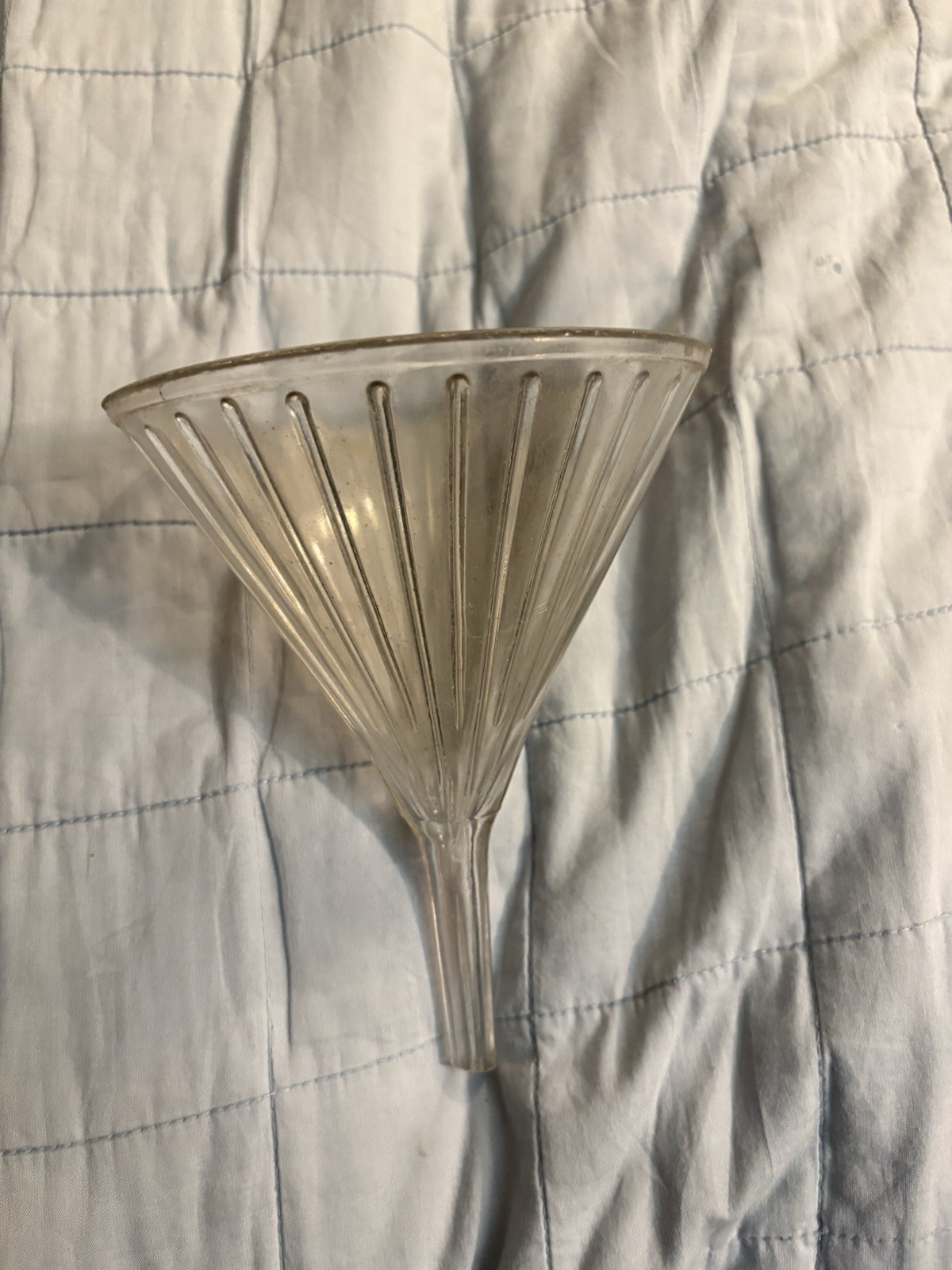 Vintage VARIETY GLASS 6” Heavy-molded Flint GLASS FUNNEL-Inside Ribs for Liquids