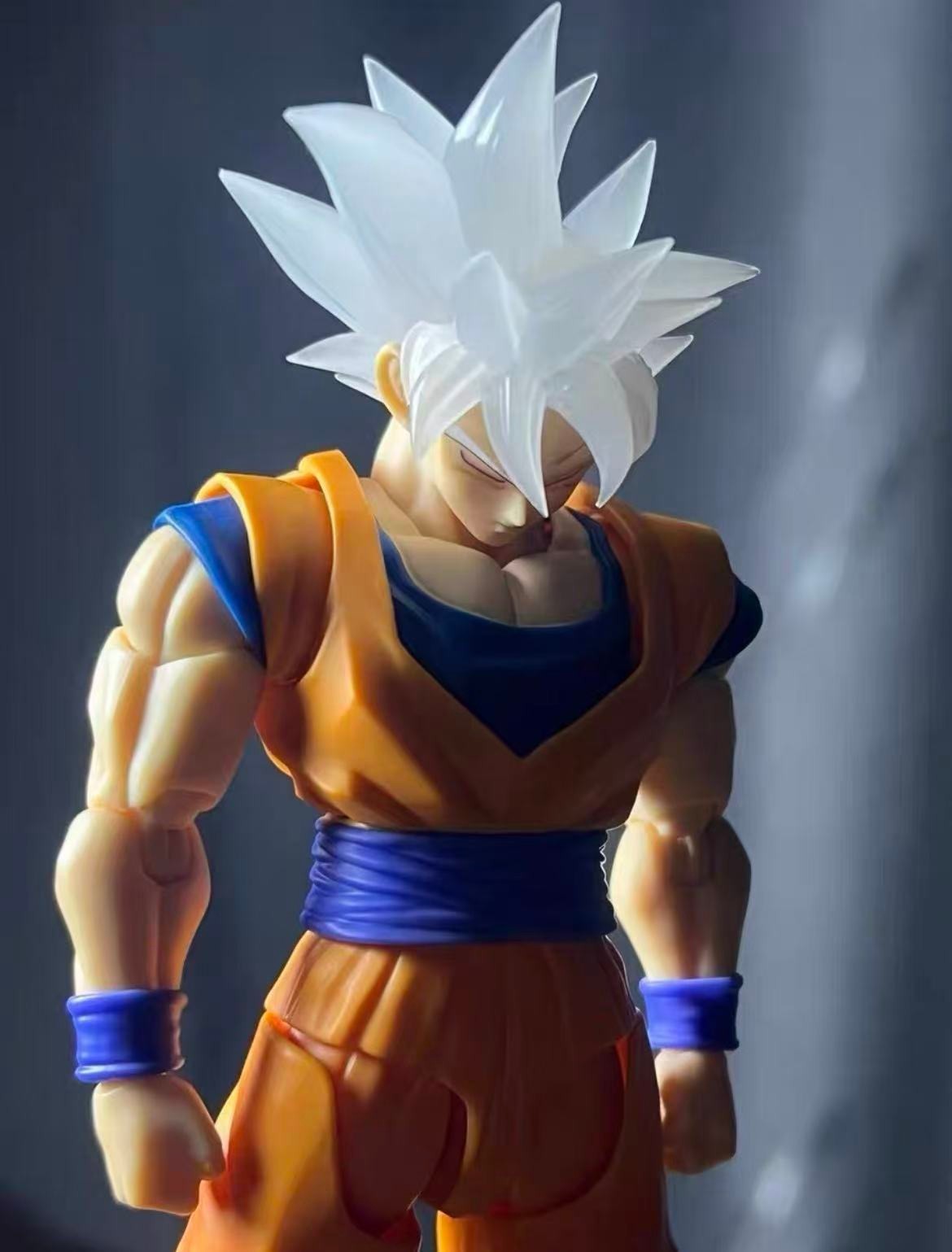 Custom 1/12 shf UI Goku Super Saiyan Goku Ultra Instinct Head Sculpt No Figure