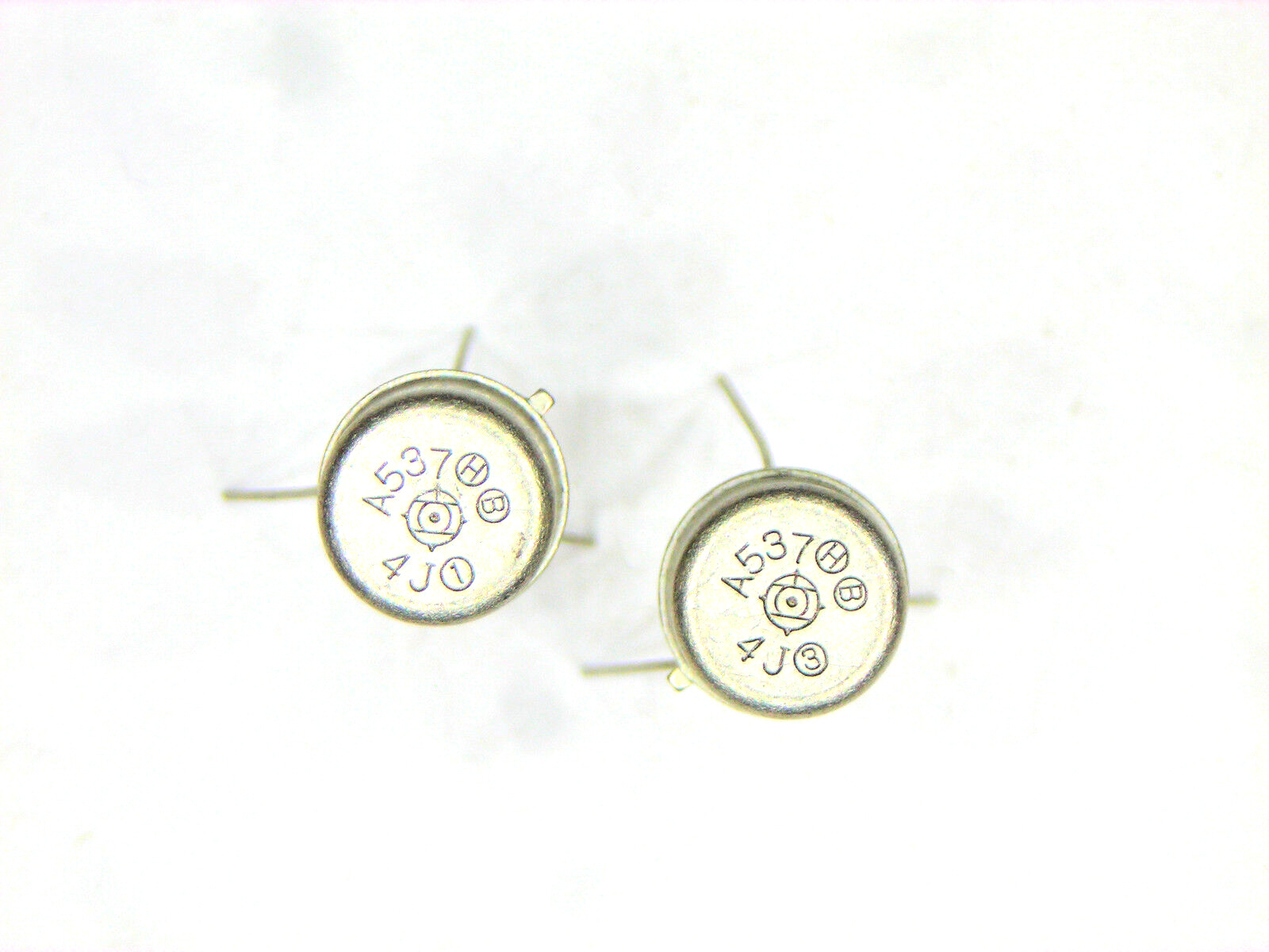 2SA537 "Original" Hitachi Transistor 2  pcs