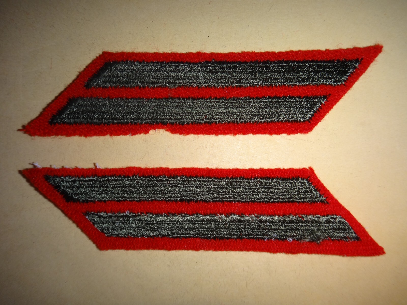Pair Of USMC Marine 8-Year Service Olive-On-Scarlet Small Stripes *Unused*