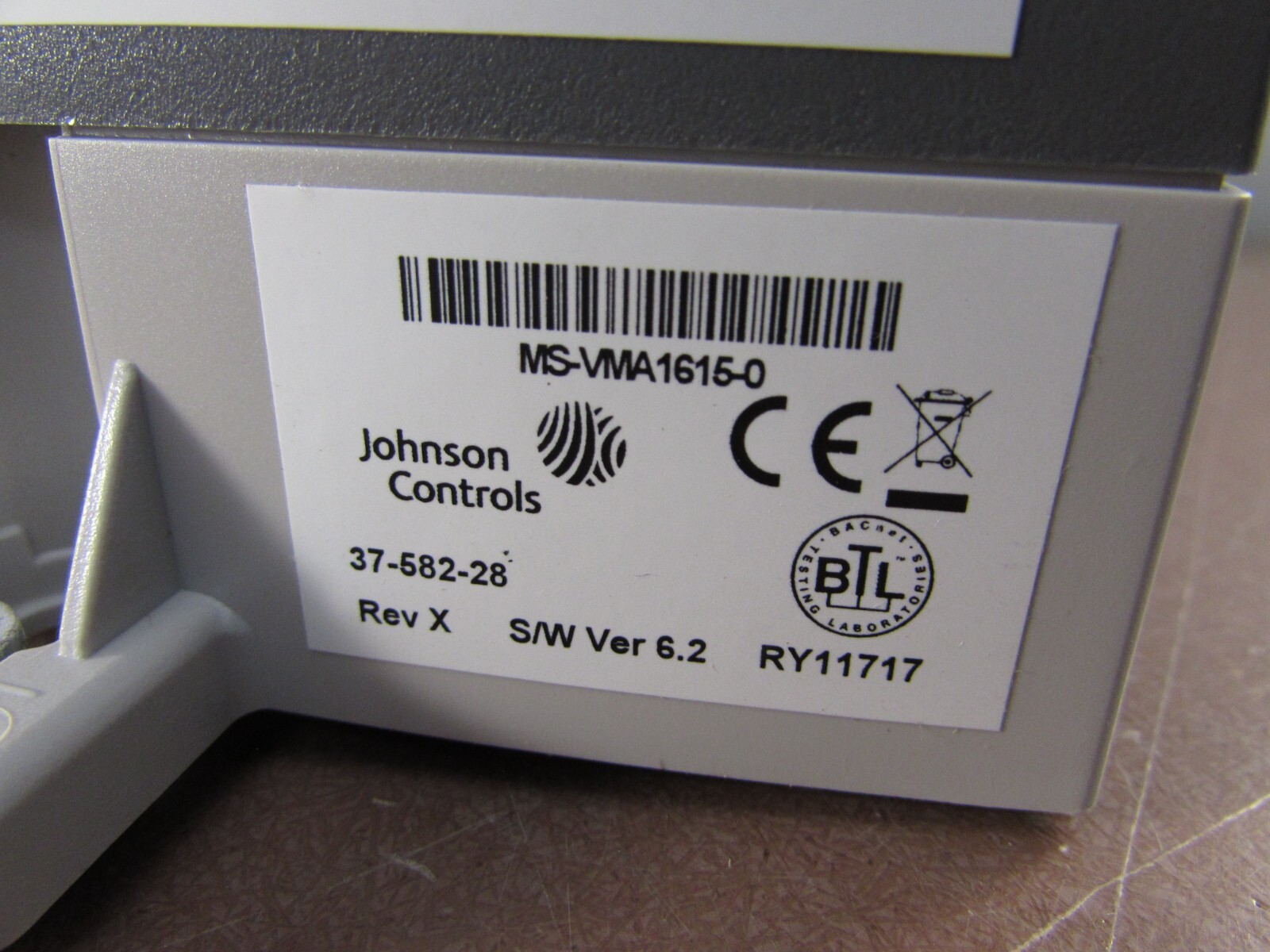 Johnson Controls MS-VMA1615-0 Variable Air Volume Controllers Rev X Ver. 6.2