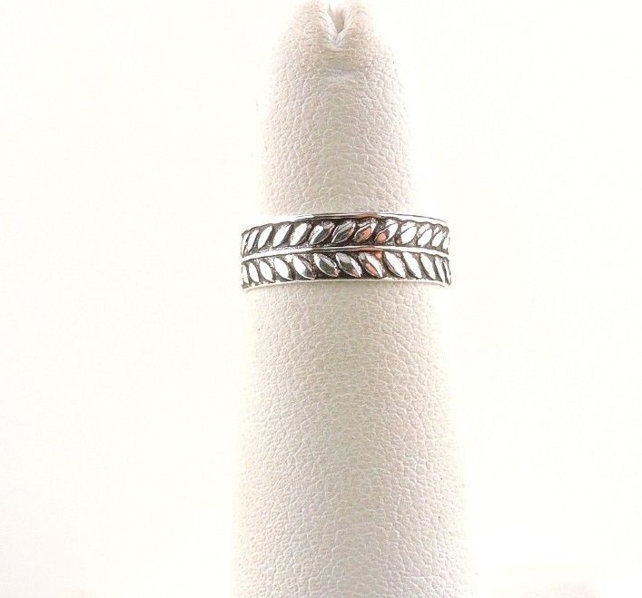 Size 4 Adjustable Sterling Silver Laurel Crown Toe / Midi Ring