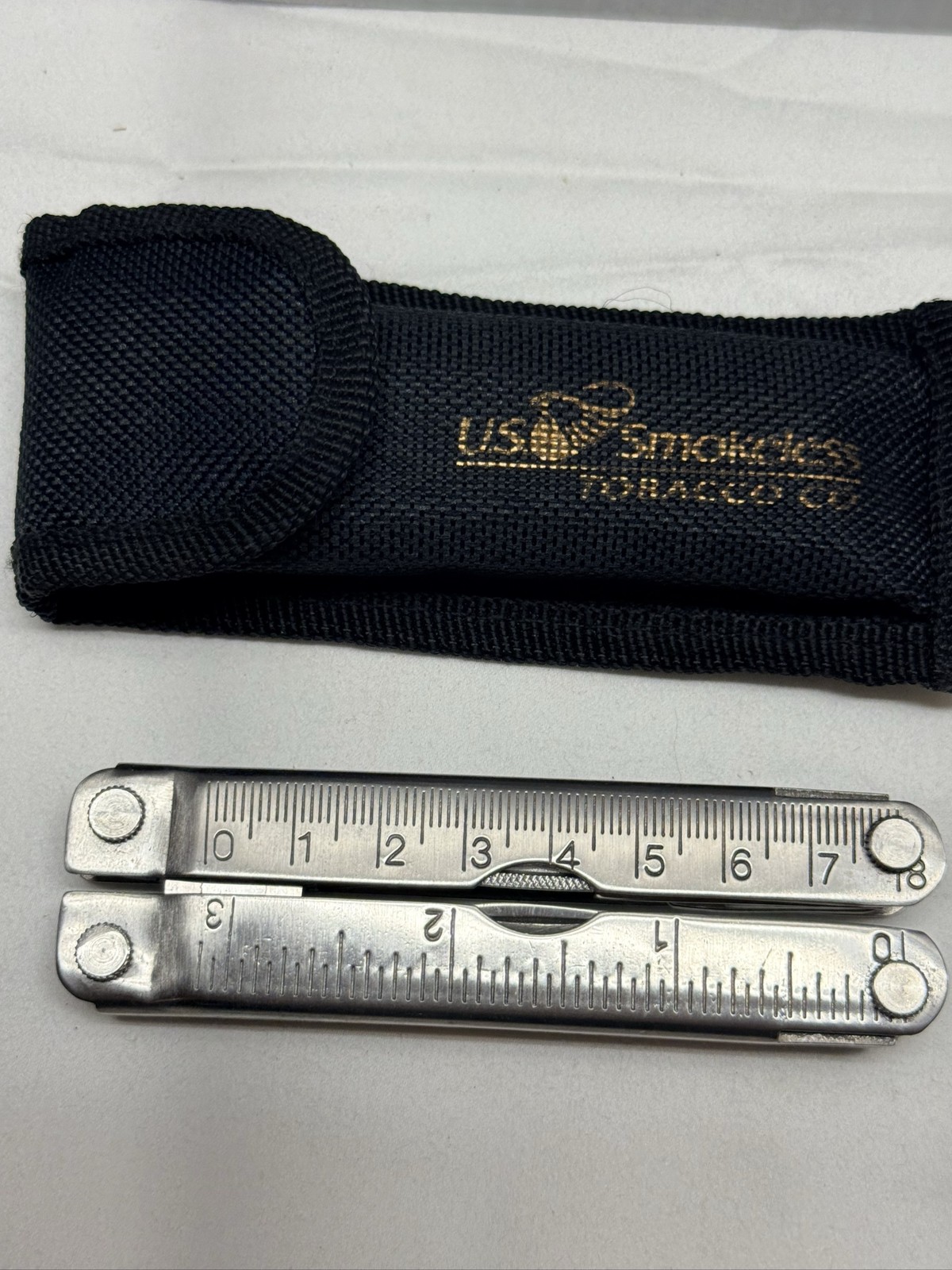 US Tobacco Co. Pocket Multi-Tool w/ Sheath USA