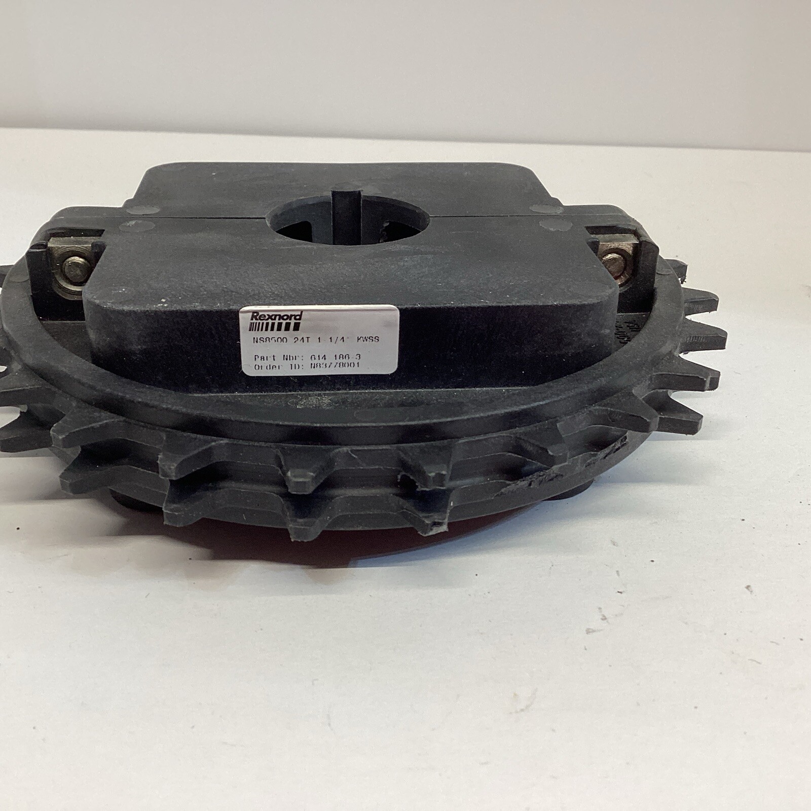 REXNORD 614-186-3 / 6141863 (NEW No BOX)