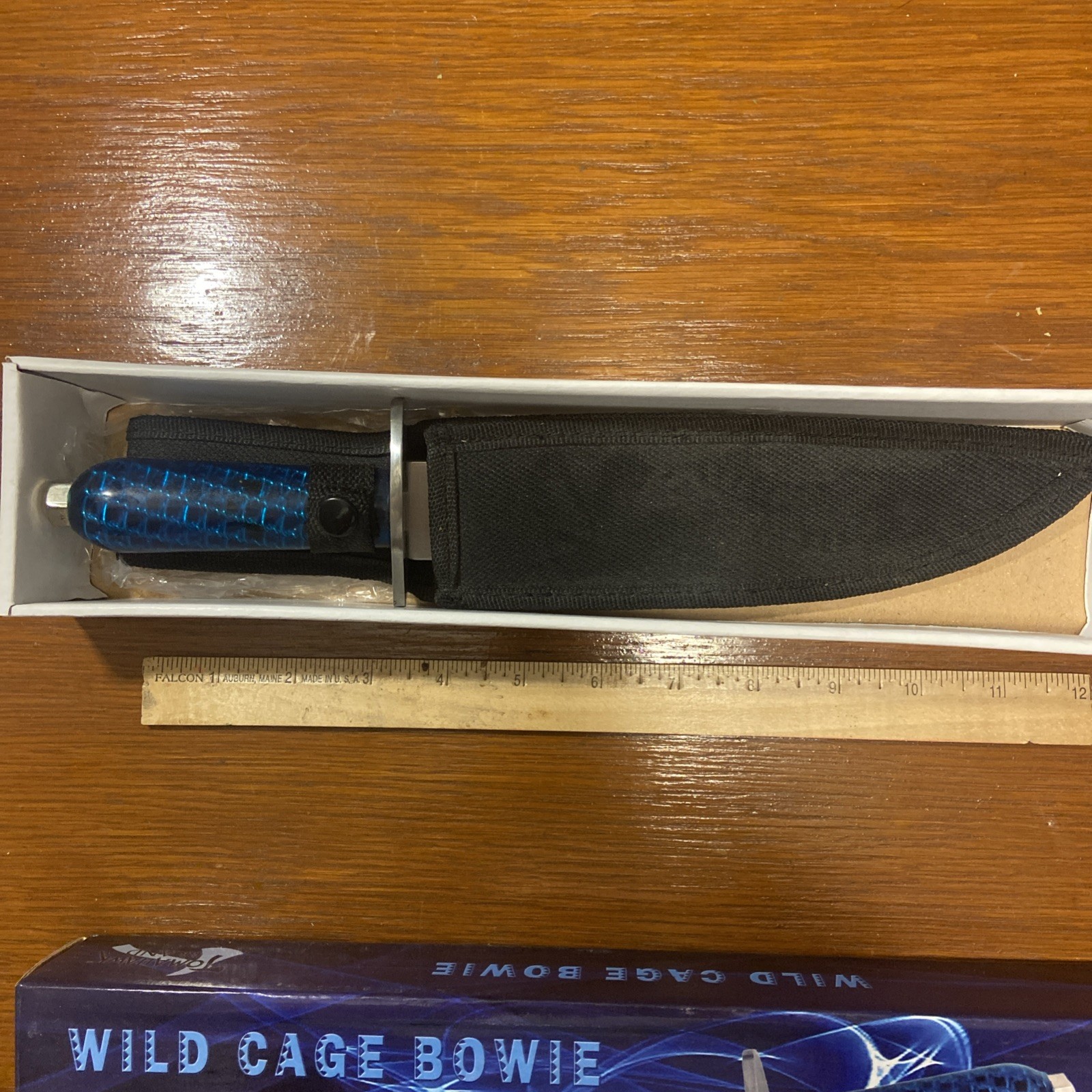 Wild Cage Bowie Knife