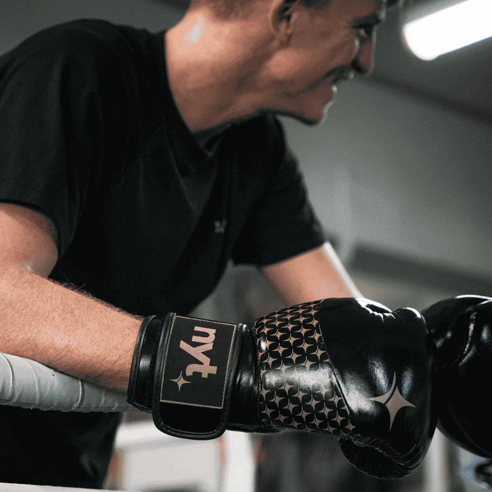 NYT Star Boxing Gloves Black/Sand