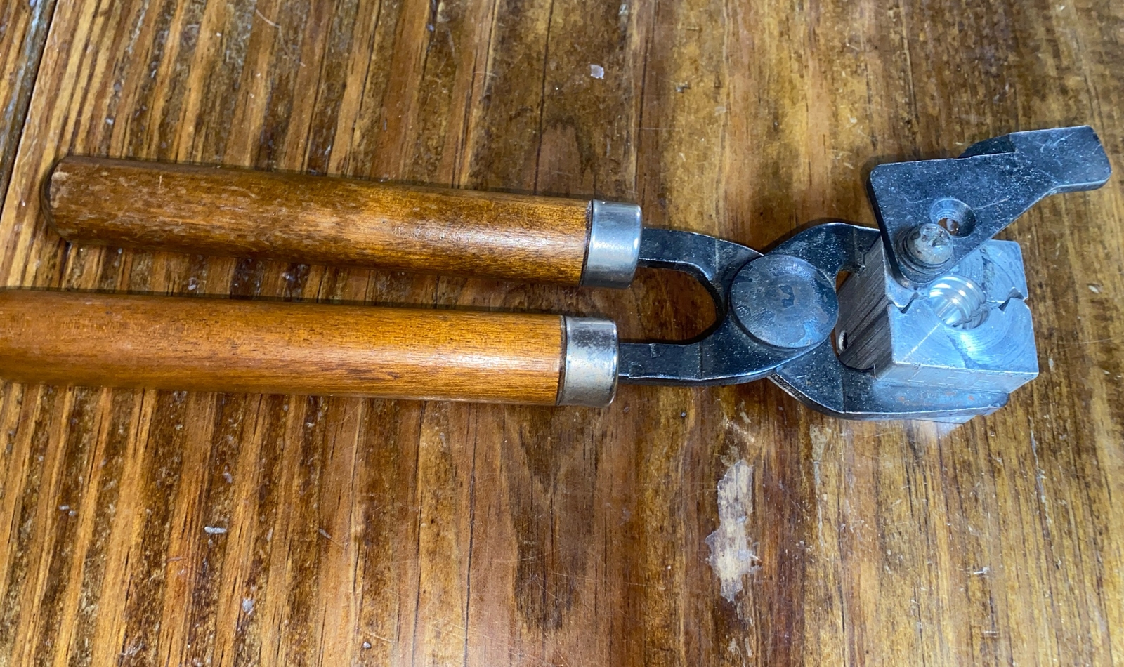 Lee 452-190-SWC  Bullet Mold Good Used Condition Single Cavity Nice