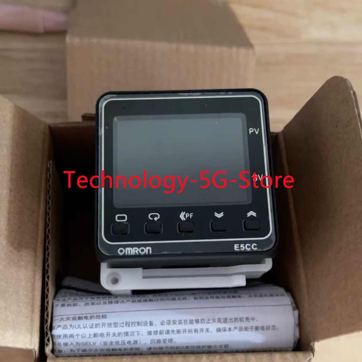 New Omron E5CC-QX2ASM-800 100-240VAC Digital Temperature Controller
