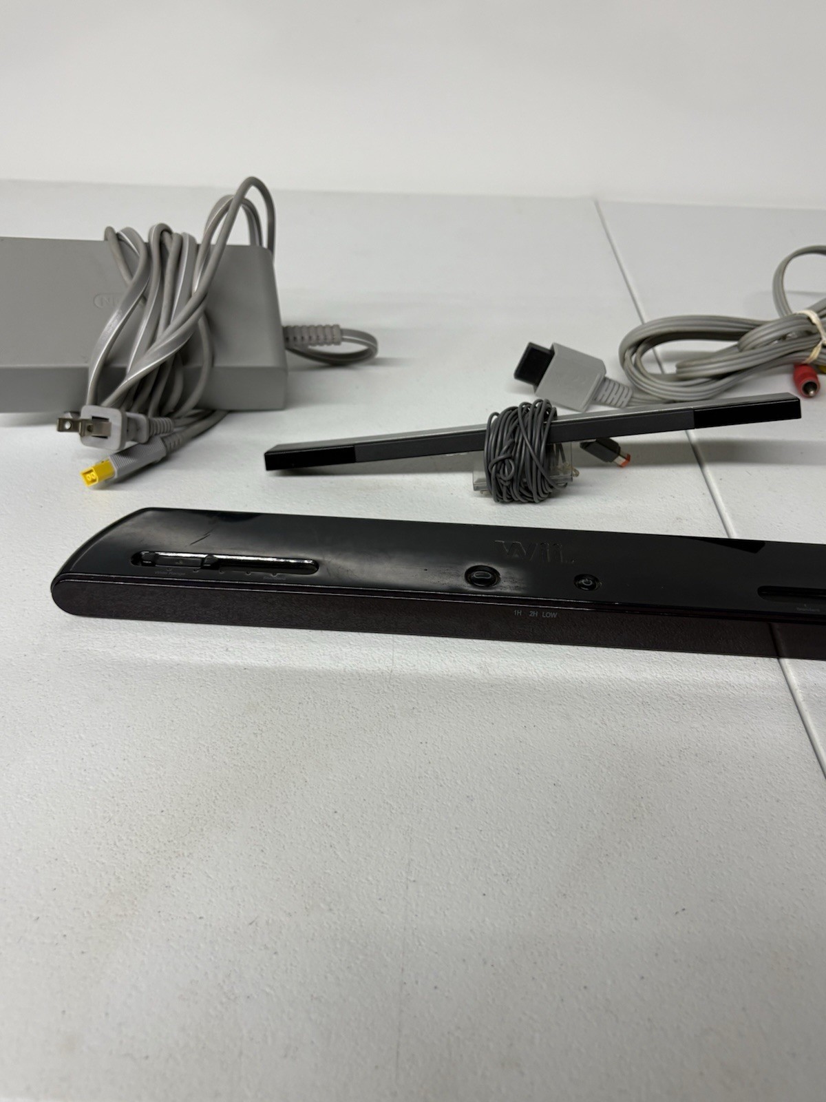 Nintendo Wii Wired Sensor Bar Bundle w/ AC Adapter & Composite AV Cable RVL-002
