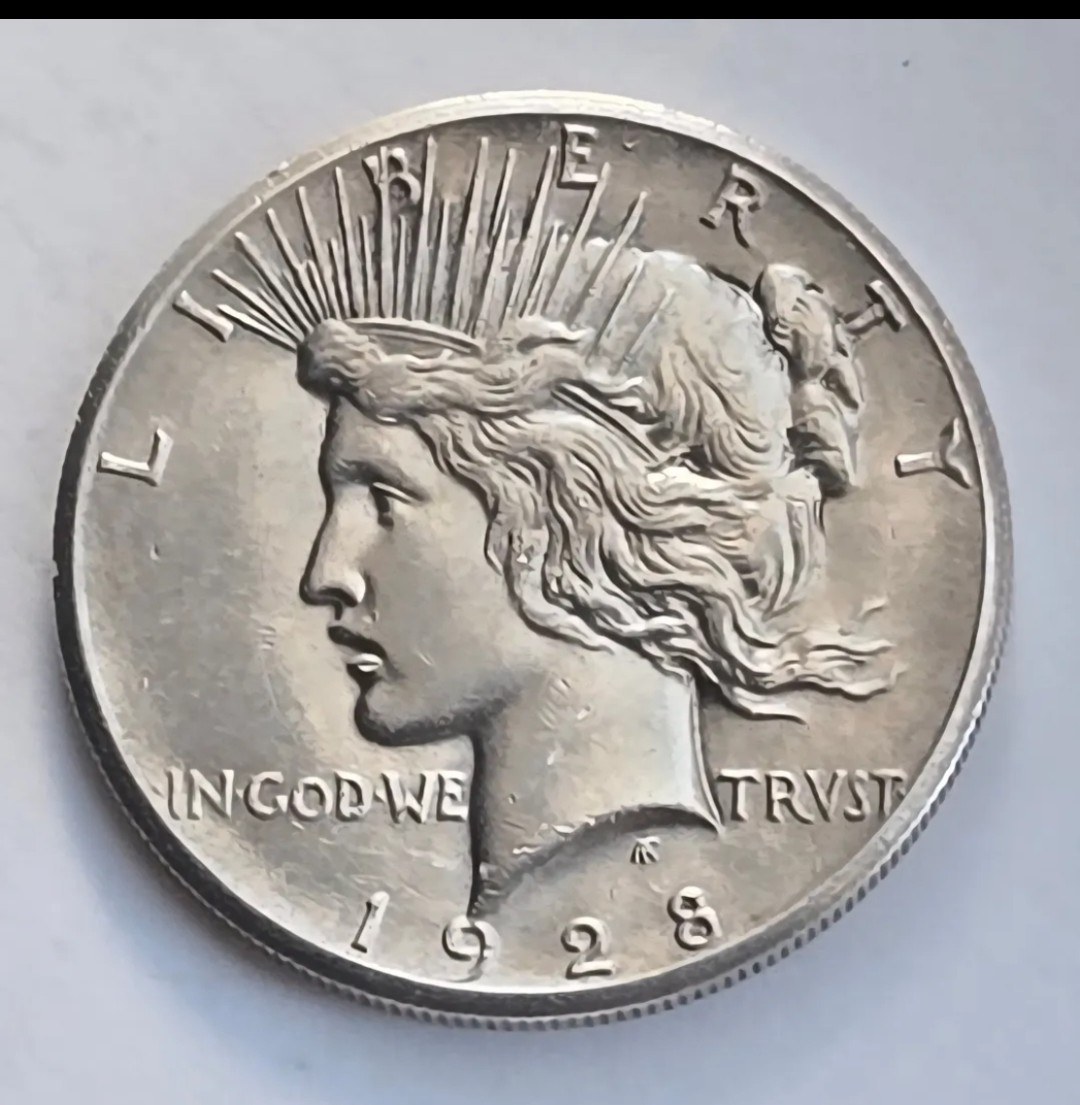 1928 Peace Silver Dollar $1 - "Beautiful KEY DATE Peace Dollar" -