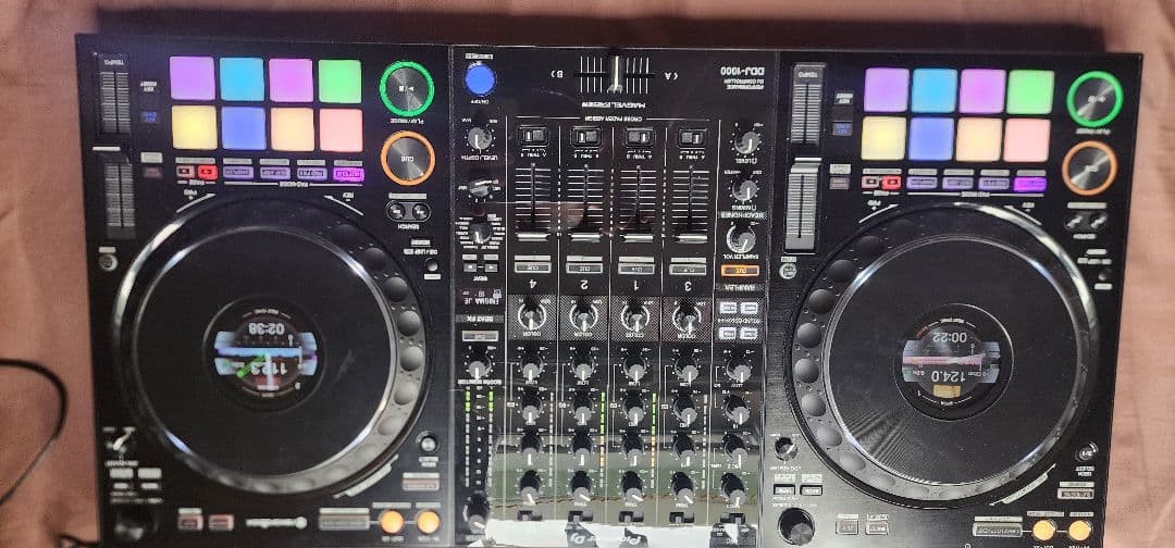 Pioneer DDJ-1000 DJ Controller With Hard Tour Case Included Japan