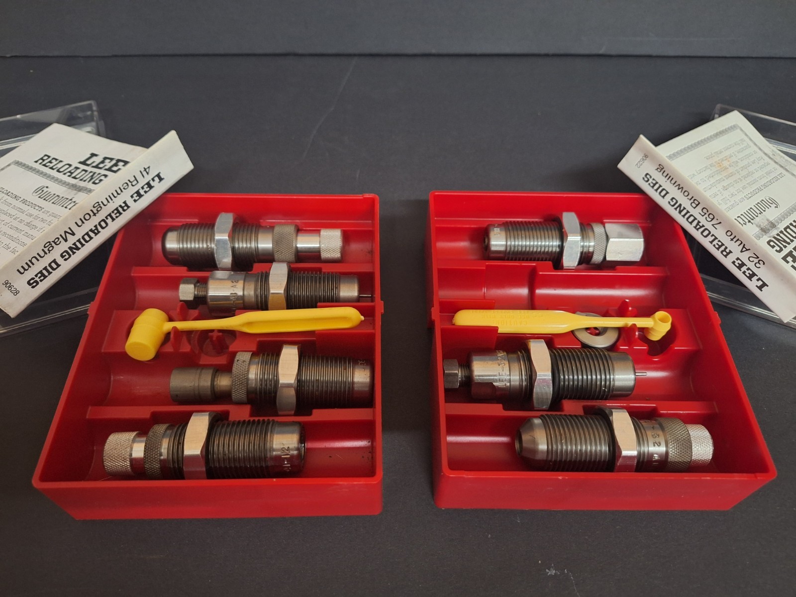 Lot of 2 , Lee 32 auto 3 die and 41 Rem Mag 4 die Reloading