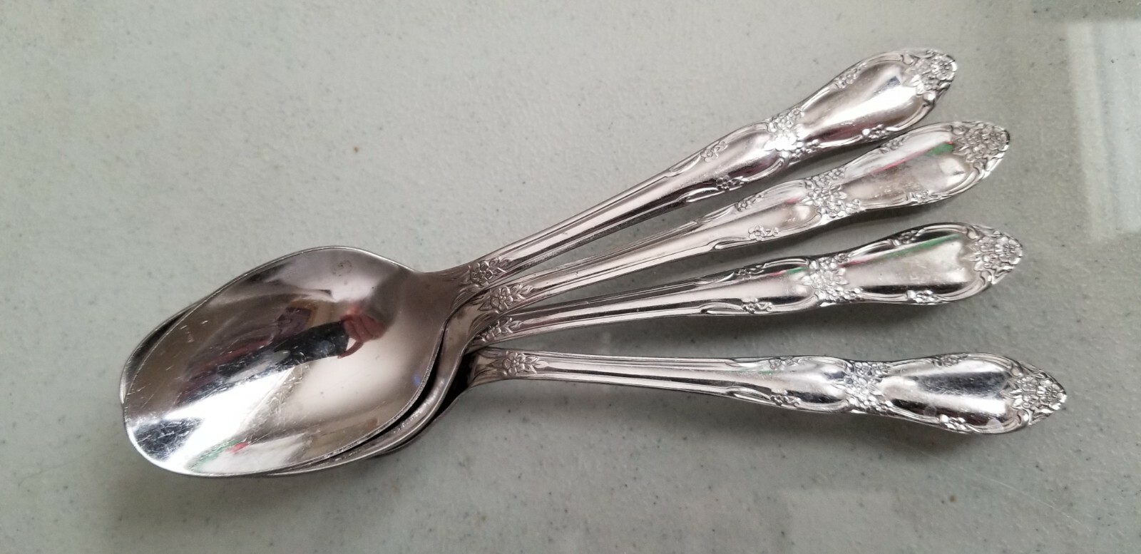 4 ANTIQUE Vintage Collectible SPOONS 6.5" WM A ROGERS STAINLESS