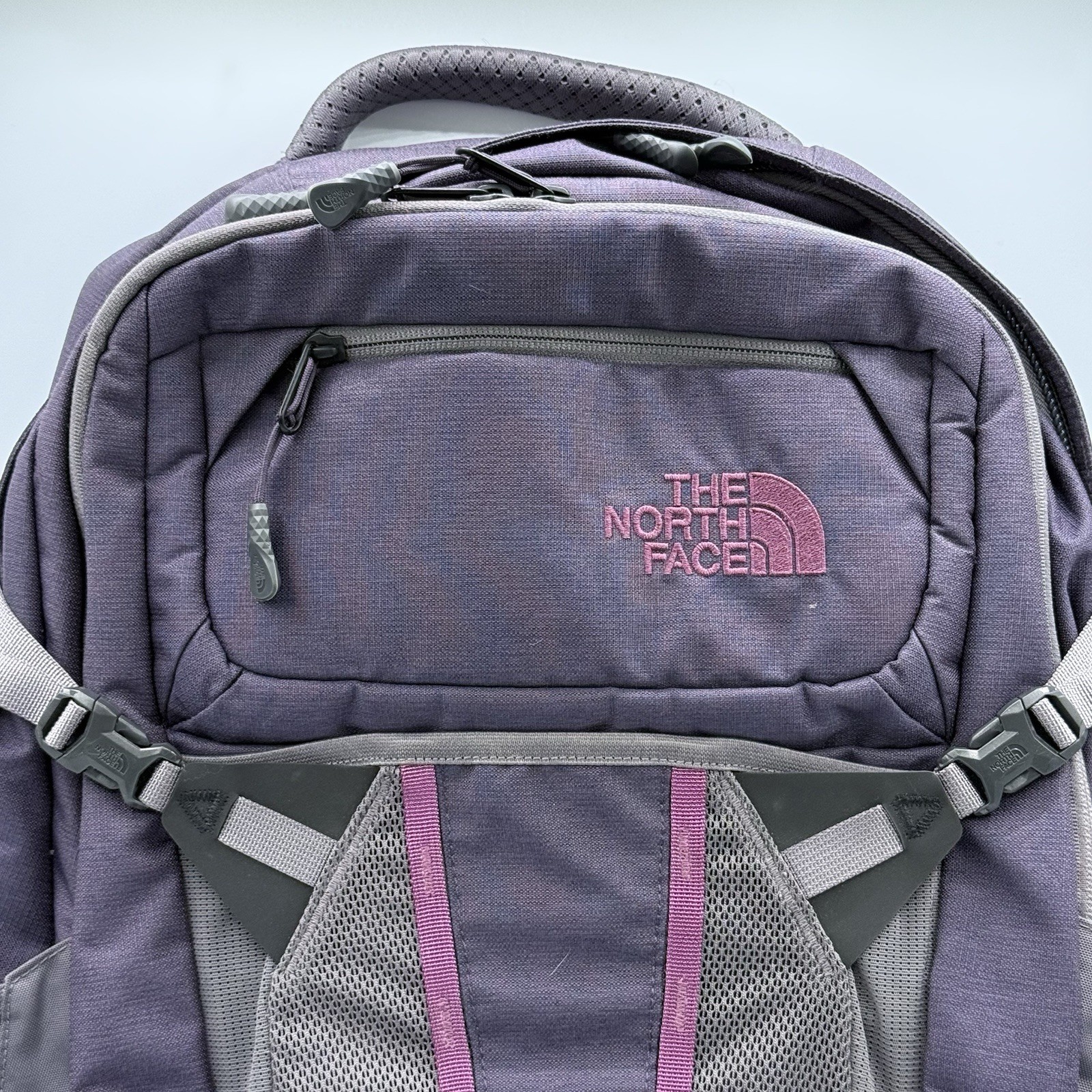 The NorthFace Recon Purple Backpack Flexvent School/Hiking/Gym Lightly Used