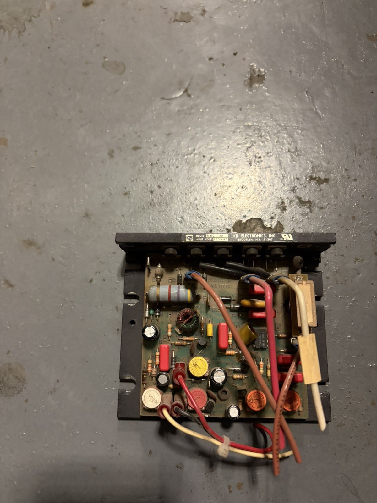 KB Electronics KBIC-120 DC Motor Speed Control USED