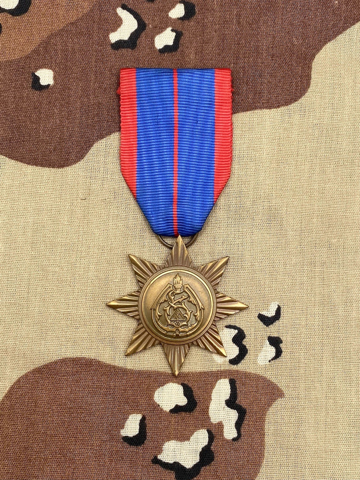Original Iraqi Police Service Medal, Ba’athist, Pre-Saddam, Iraq War Souvenir