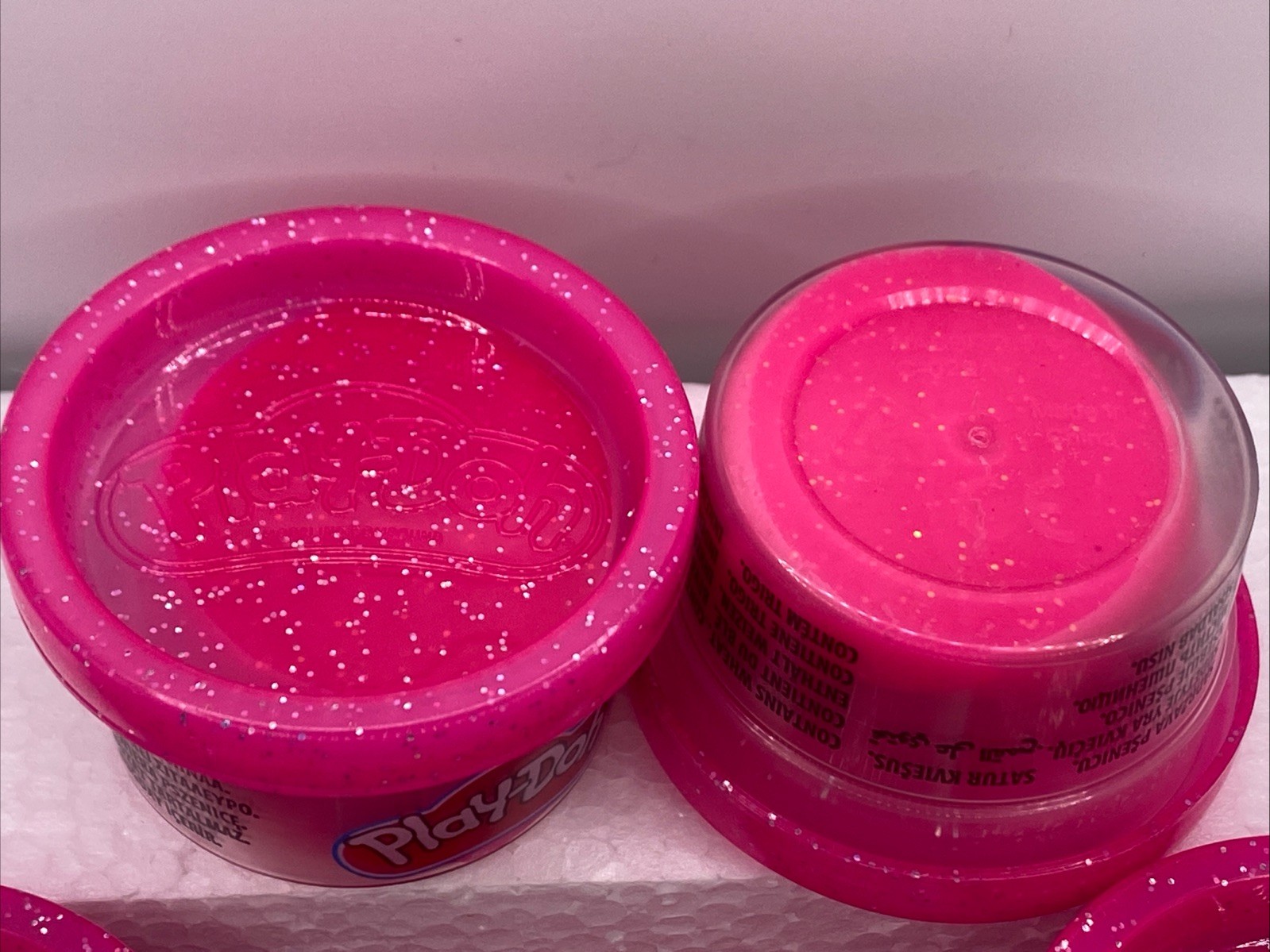 Hasbro Play-Doh (25) 1 Ounce Containers SPARKLE RED VIOLET GLITTER