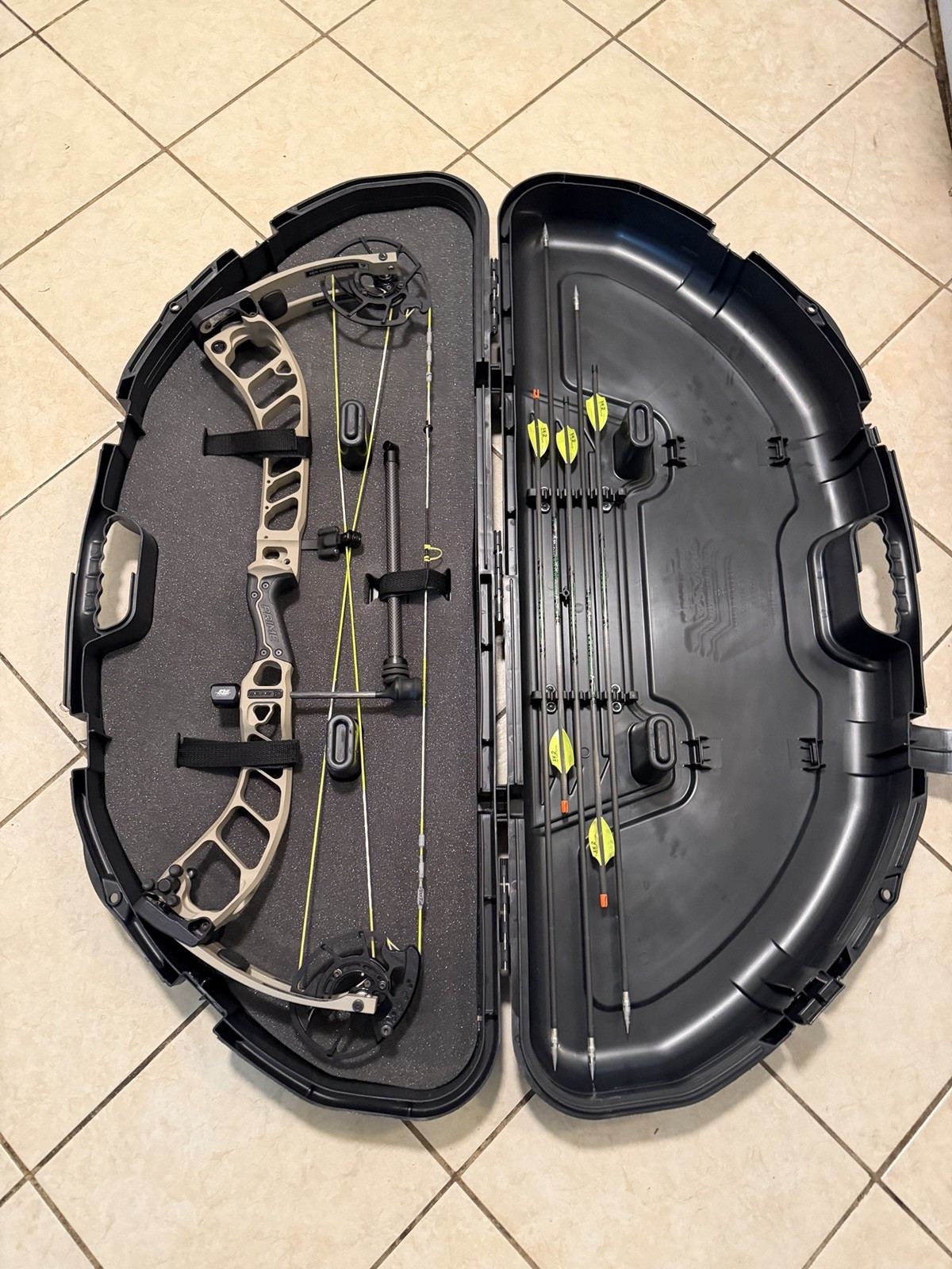 Prime Inline 3 RH Green 70lbs With Hard Case And Arrows