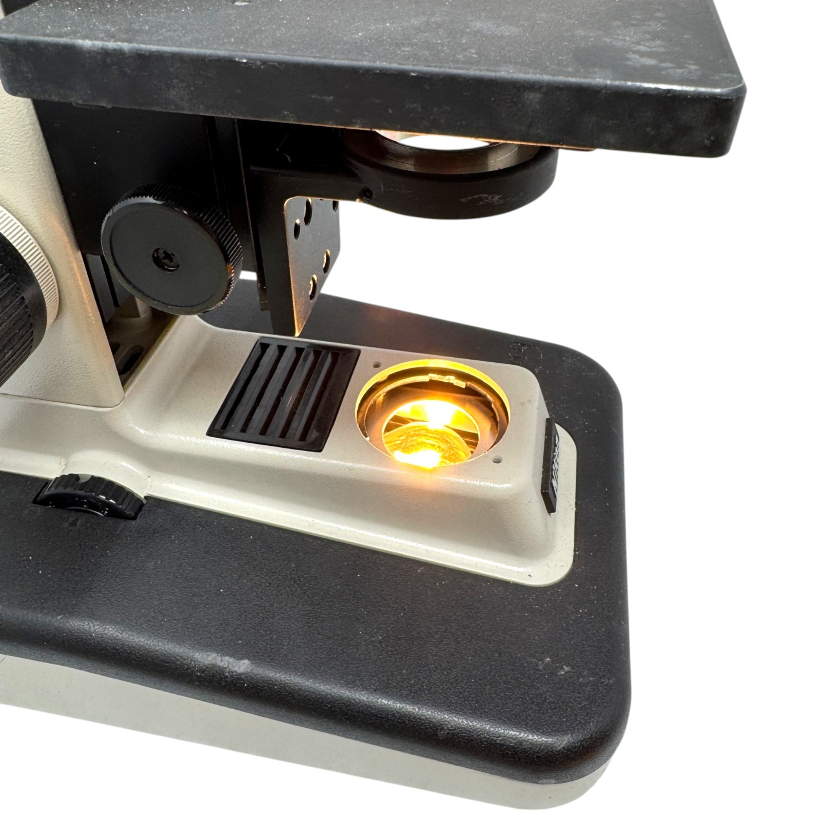 Nikon Alphaphot-2 YS2-T Microscope Stand Base Light Works FOR PARTS/REPAIR
