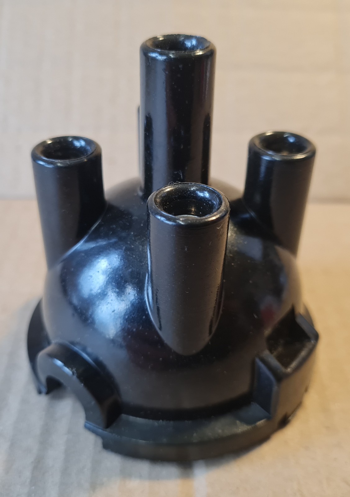 Classic Mini Unipart Distributor Cap 25D4 Top Entry Exit Type GDC103 NOS
