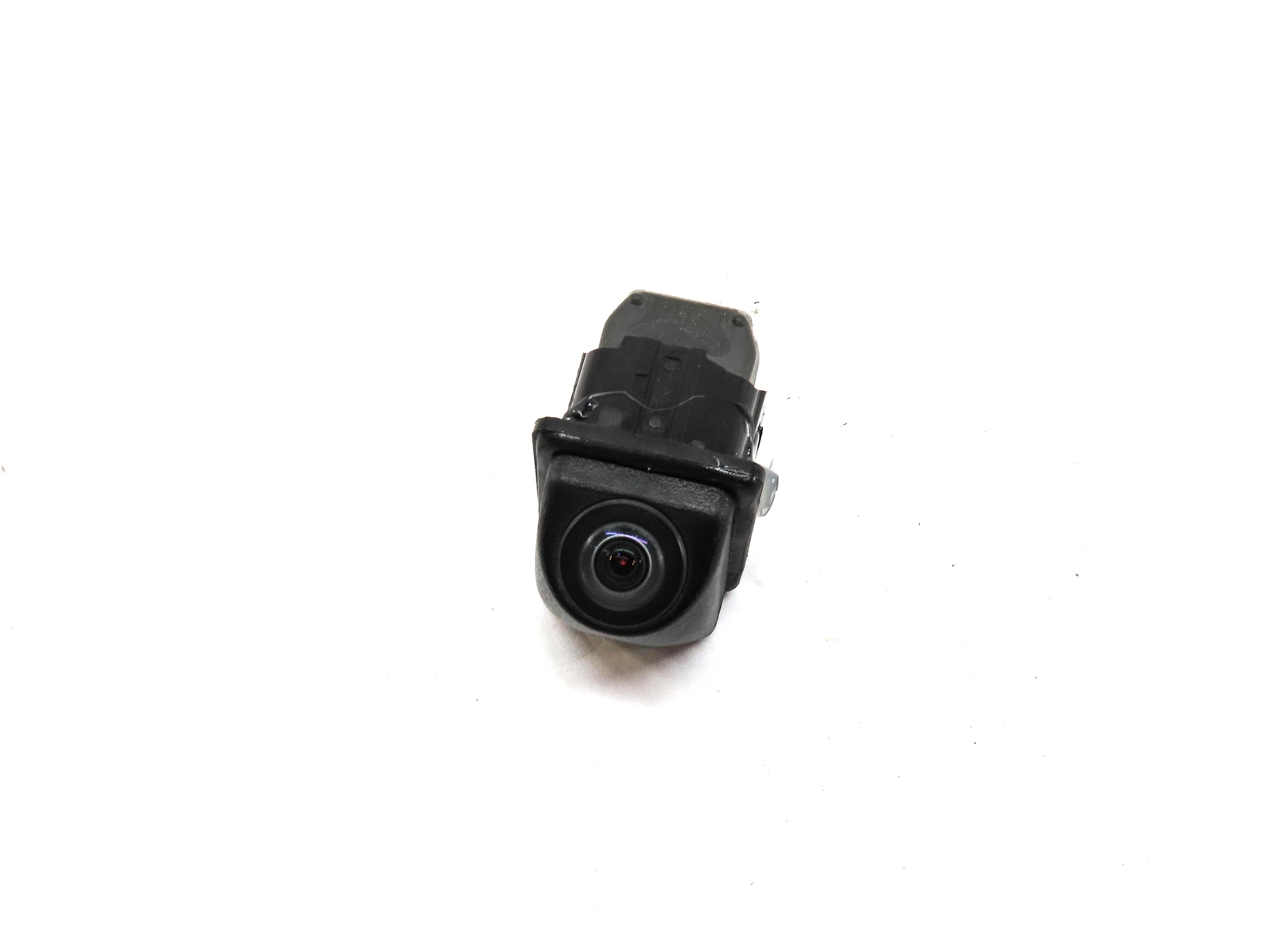 09-18 BMW 2 3 4 5 7 M5 X3 X5 X6 (F01 F07 F10 F15 F16 F30 F32) REARVIEW CAMERA