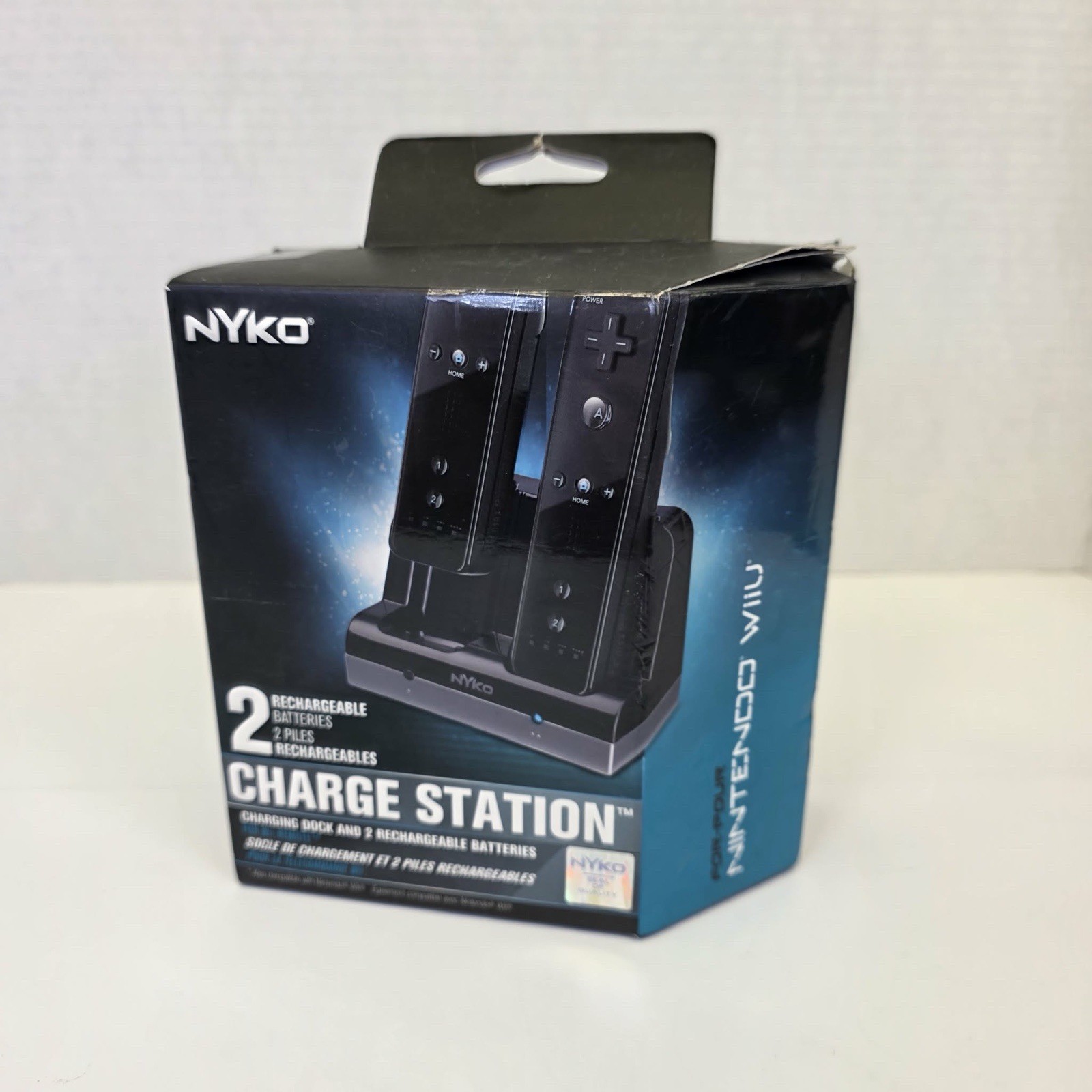 NYKO Nintendo wii double charge station A7016-A50 black 2 controller charger