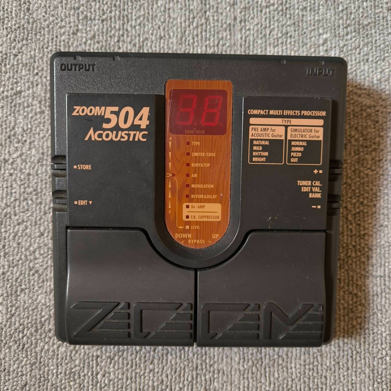 Zoom 504 Acoustic Guitar Effects Processer Compact Multi Effecter From JP ※READ