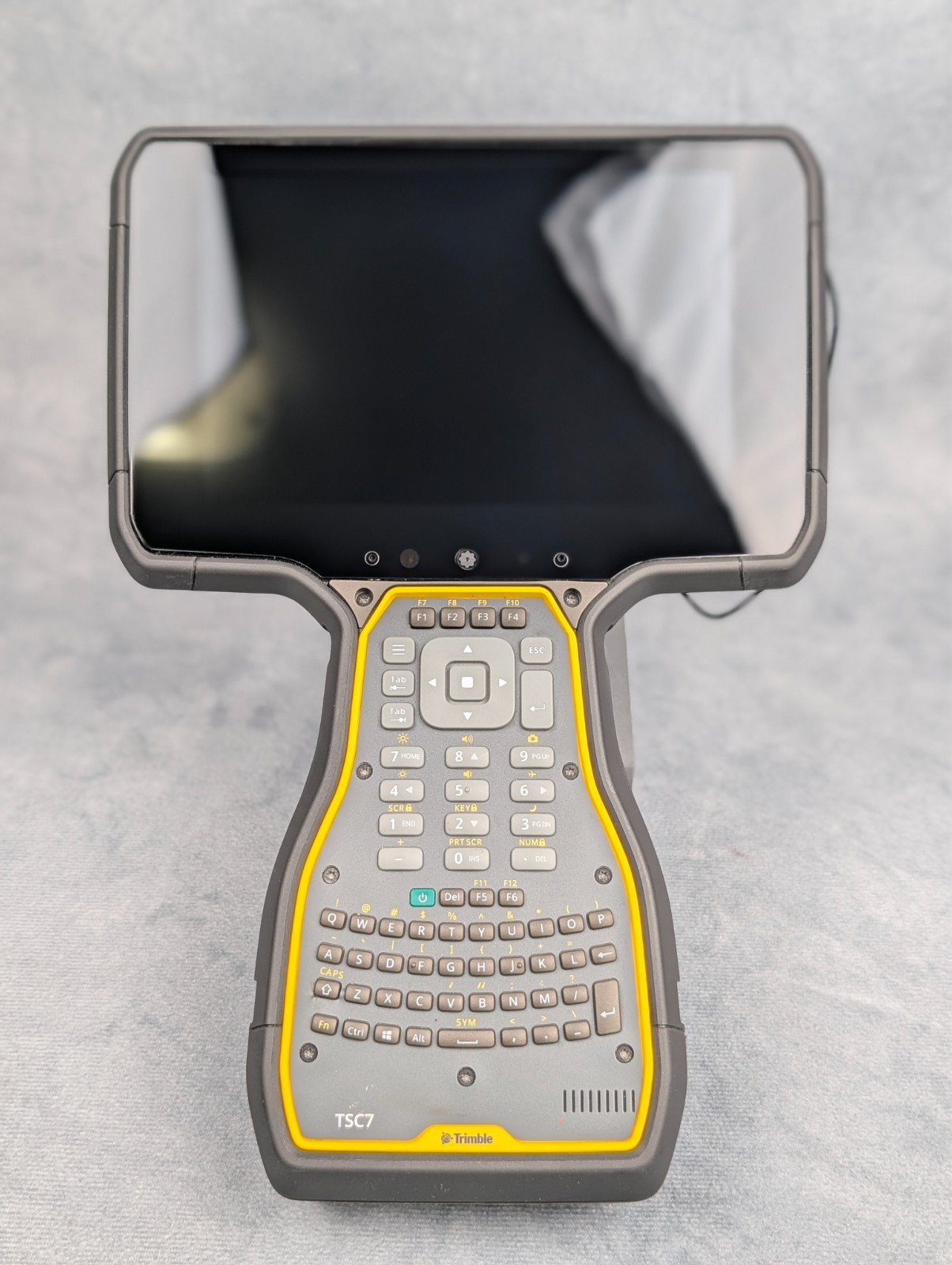 Trimble TSC7 Survey Controller | Access 2025.11 | General Survey + Roads Charger