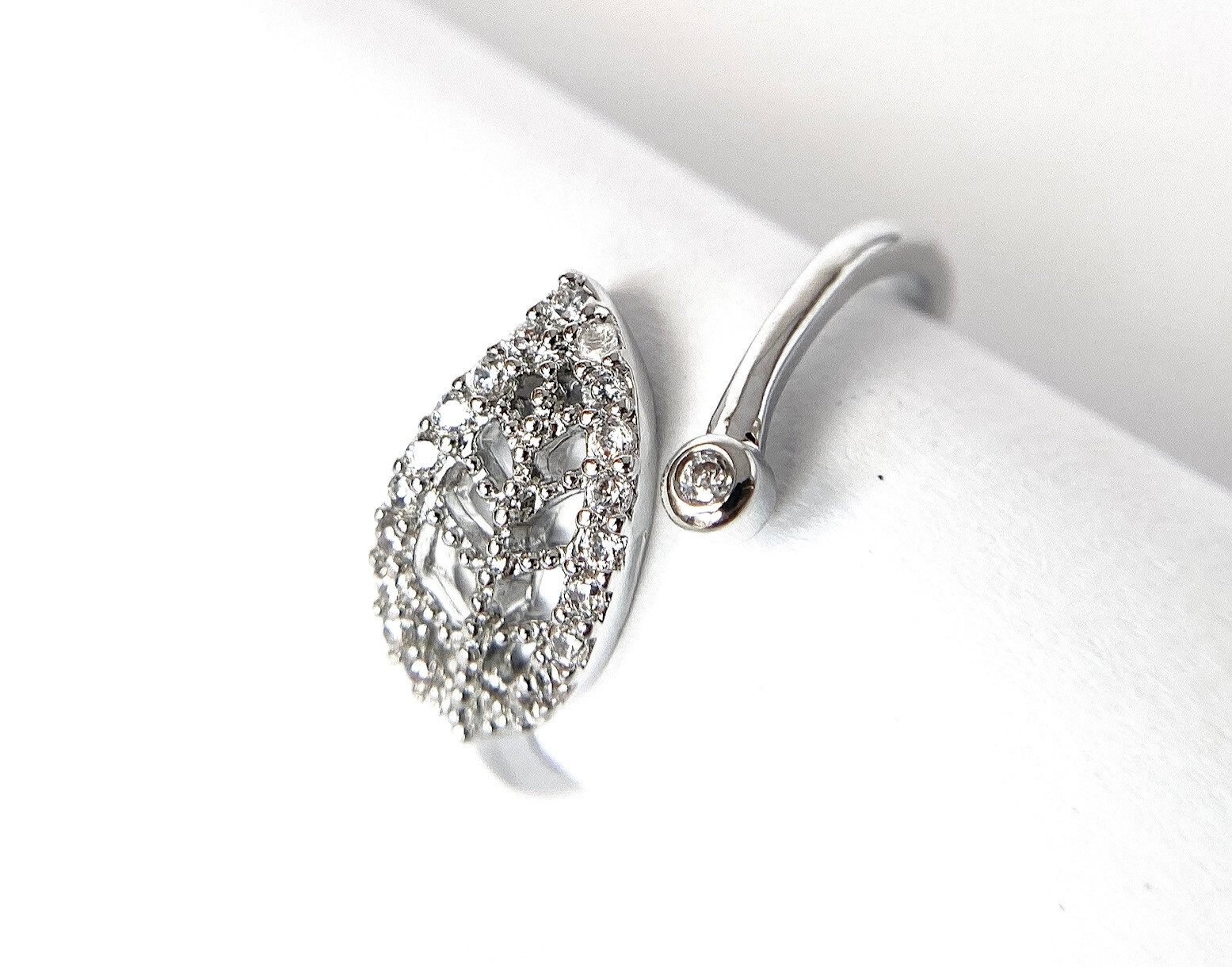Leaf Multi-Paved CZ Gems Adjustable Mid Ring / Toe Ring