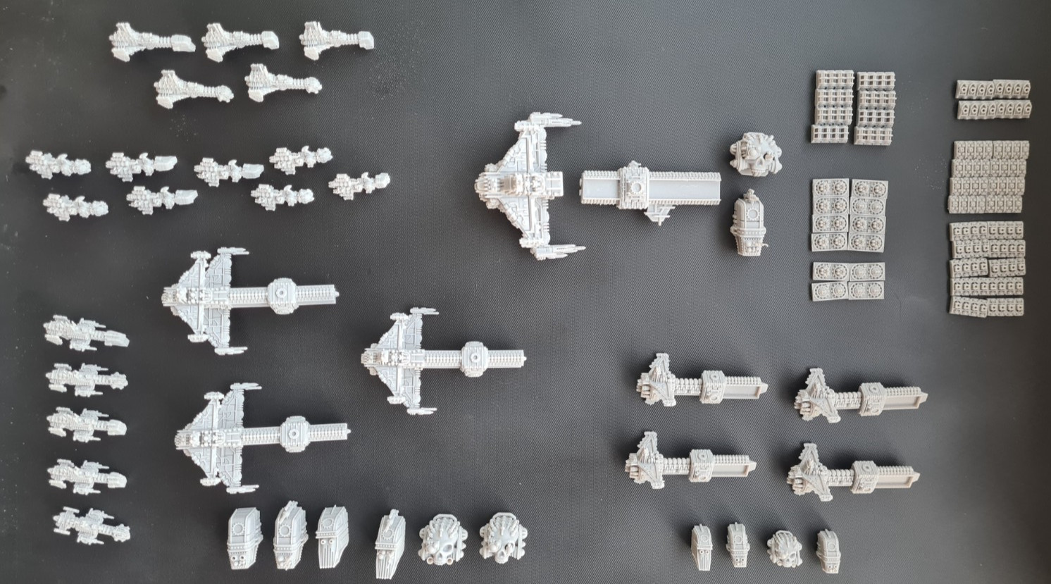 BFG - Large Lot of Mechancial Spaceships - compatible with Battlefleet Gothic