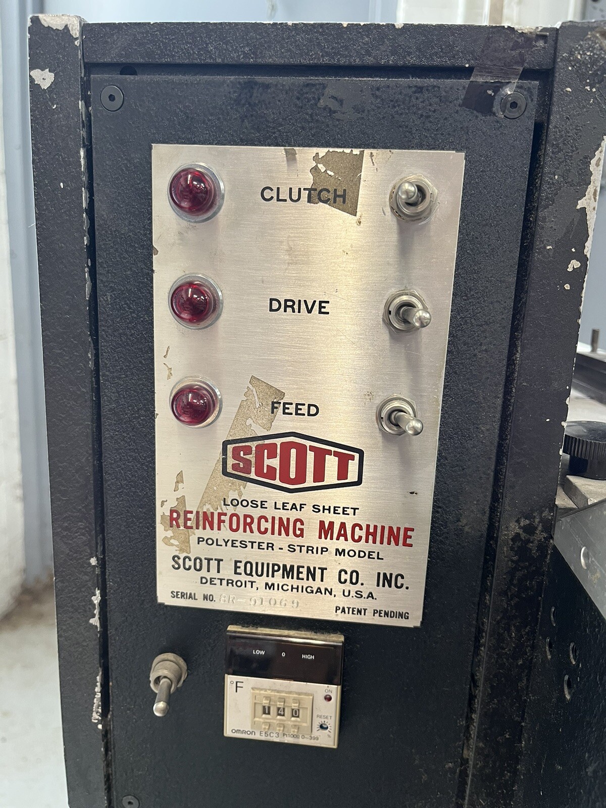 Scott Reinforcing Machine